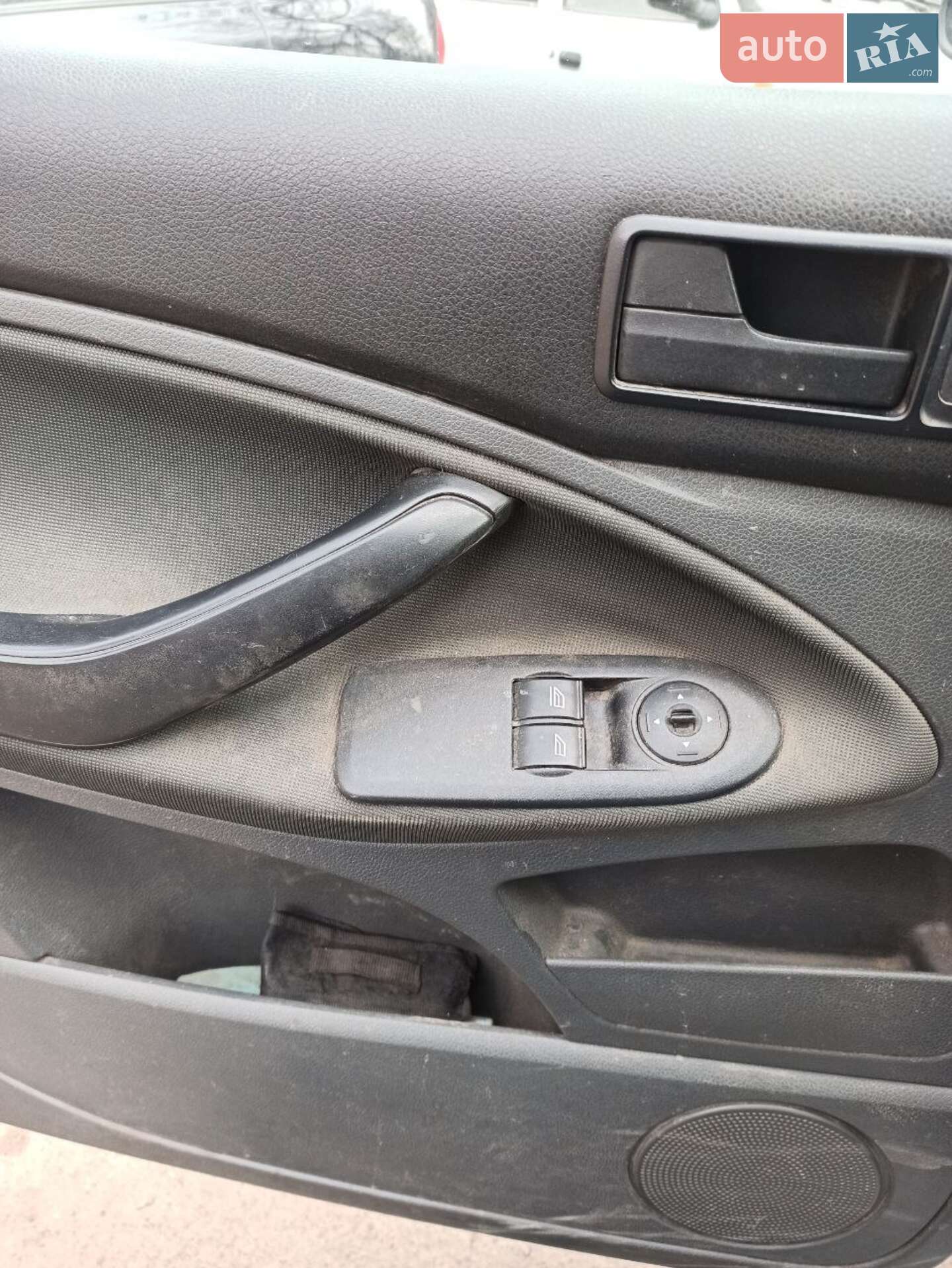 Ford C-Max 2008 VIN WF0EXXGCDE8L35803 фото оголошення 5 з 12