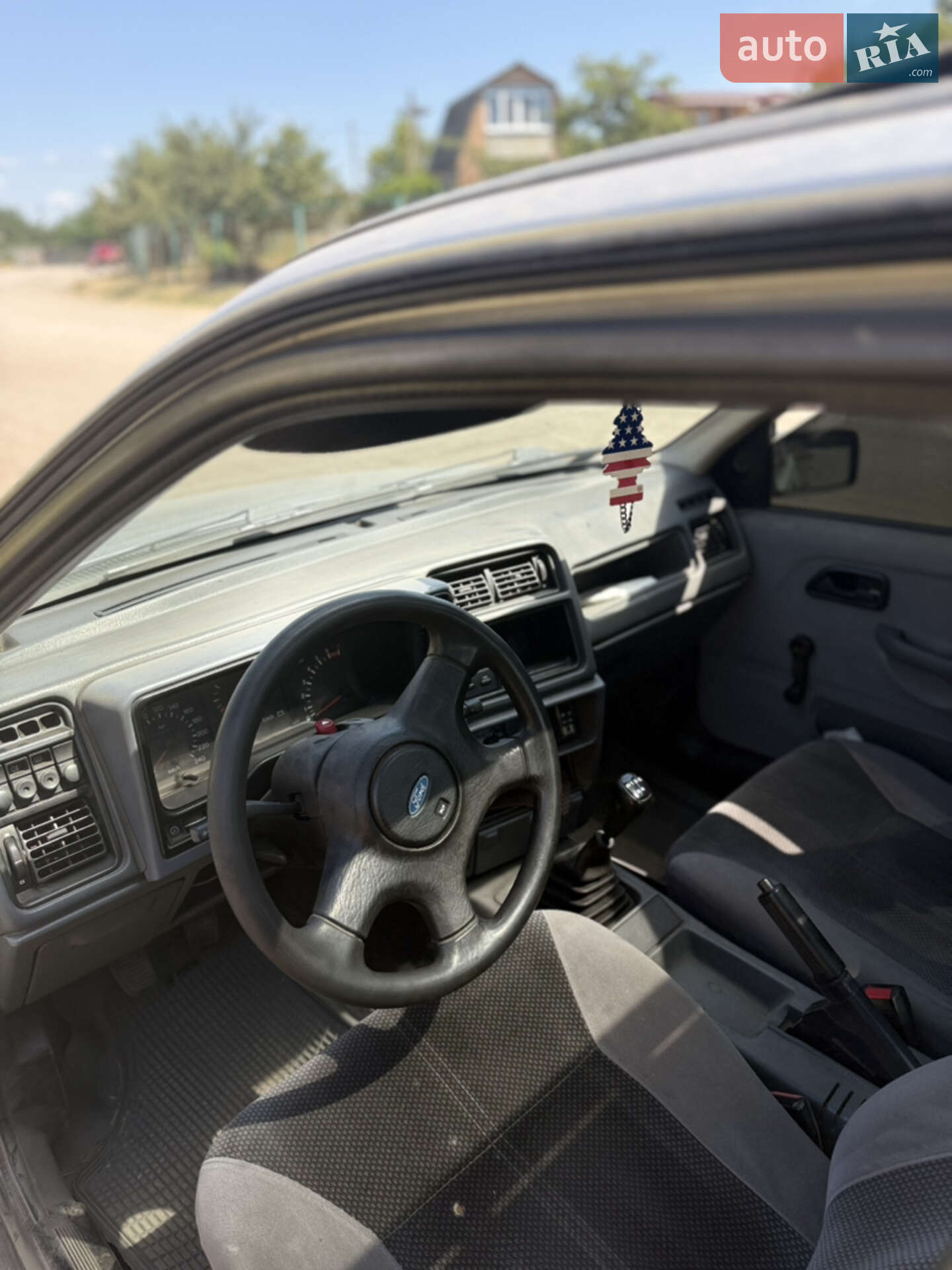 Ford Sierra 1990 VIN WF0FXXGBBFLR75474 фото оголошення 3 з 8