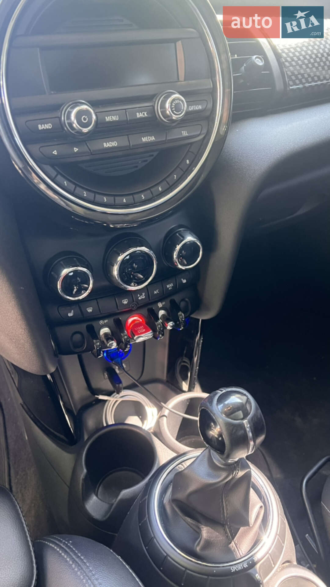 MINI Cooper 2014 VIN WMWXM7C5XET970749 фото оголошення 21 з 49