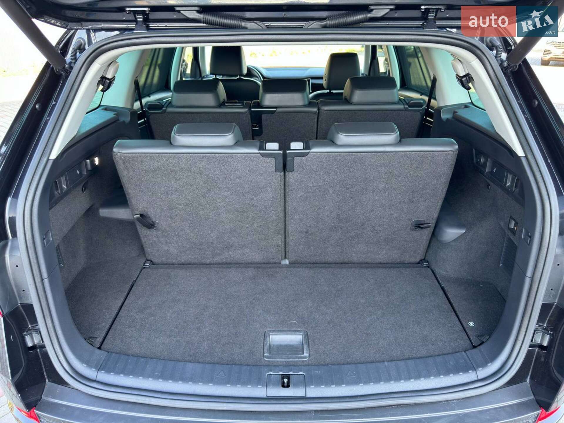 Skoda Kodiaq 2020 VIN TMBLK9NS1L8012492 фото оголошення 42 з 57