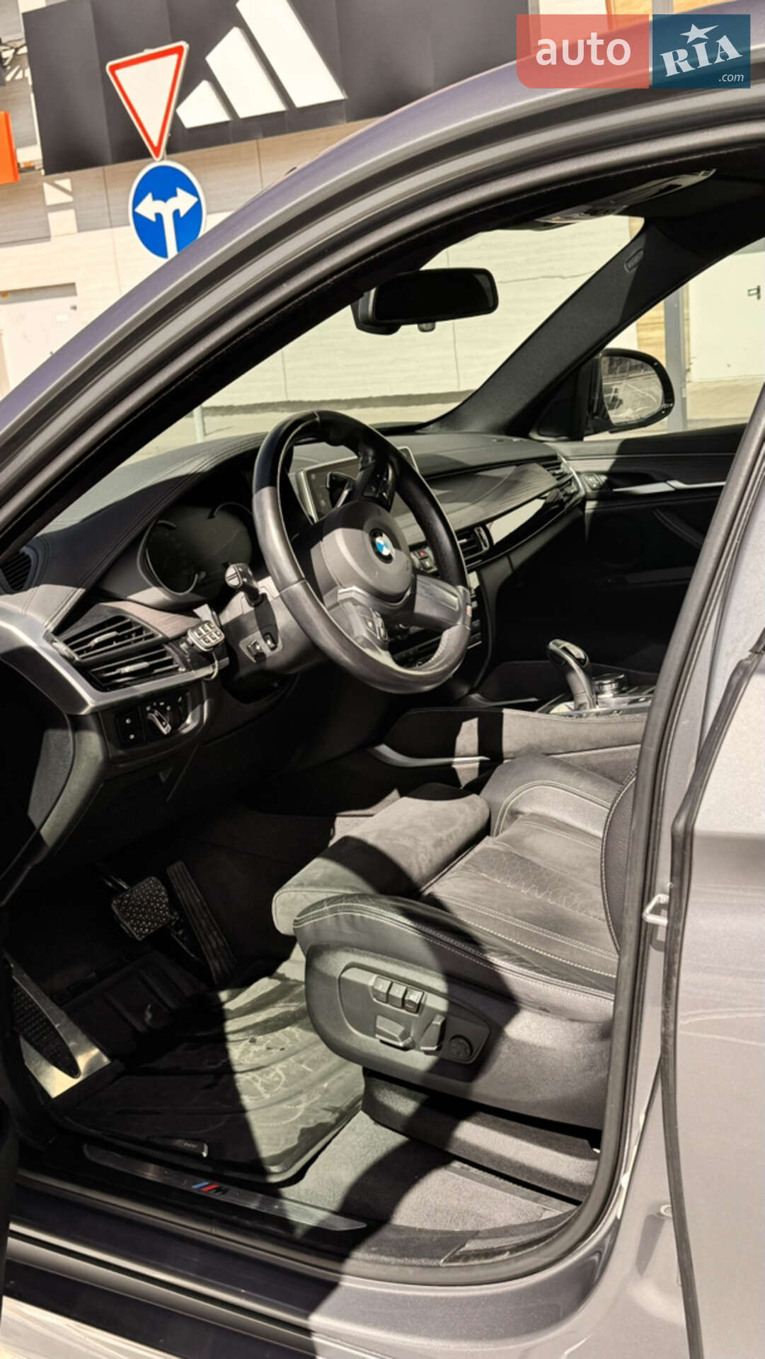 BMW X6 2017 VIN WBAKU210000V54949 фото оголошення 14 з 14
