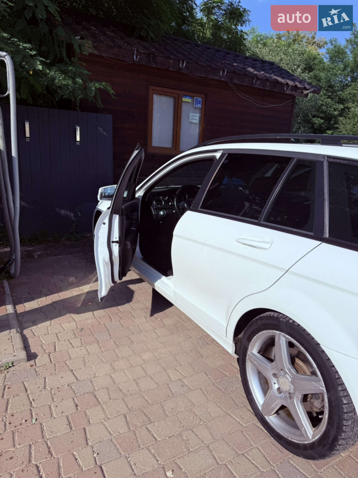 Mercedes-Benz C-Class 2013 VIN WDD2042021G076025 фото оголошення 4 з 18