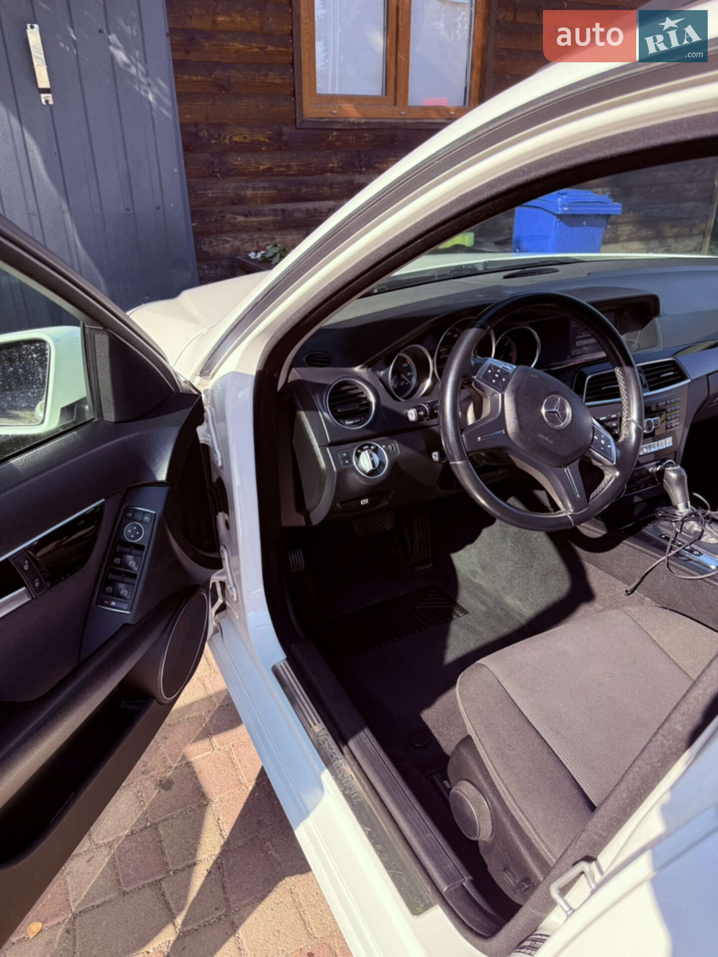Mercedes-Benz C-Class 2013 VIN WDD2042021G076025 фото оголошення 8 з 18