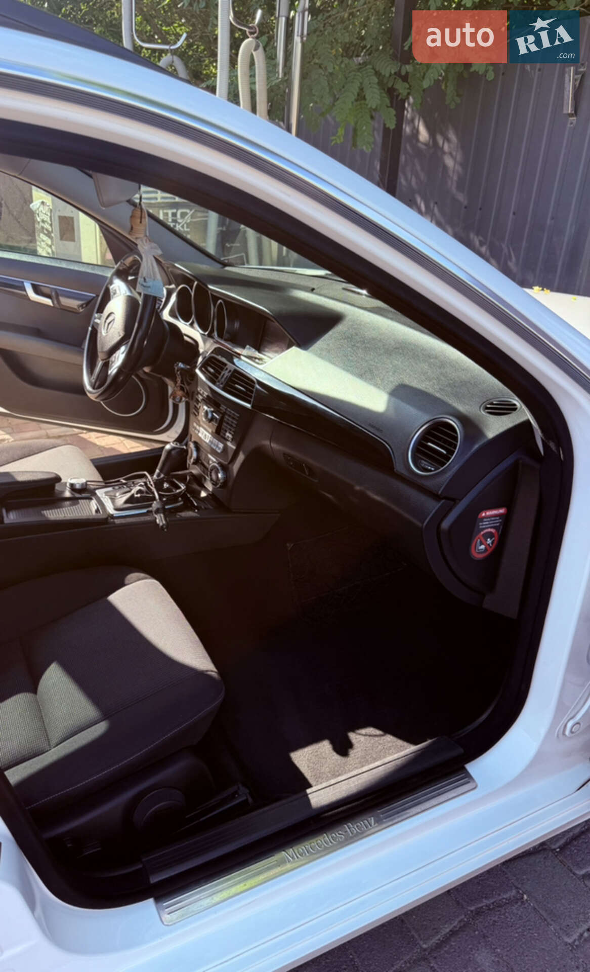 Mercedes-Benz C-Class 2013 VIN WDD2042021G076025 фото оголошення 14 з 18
