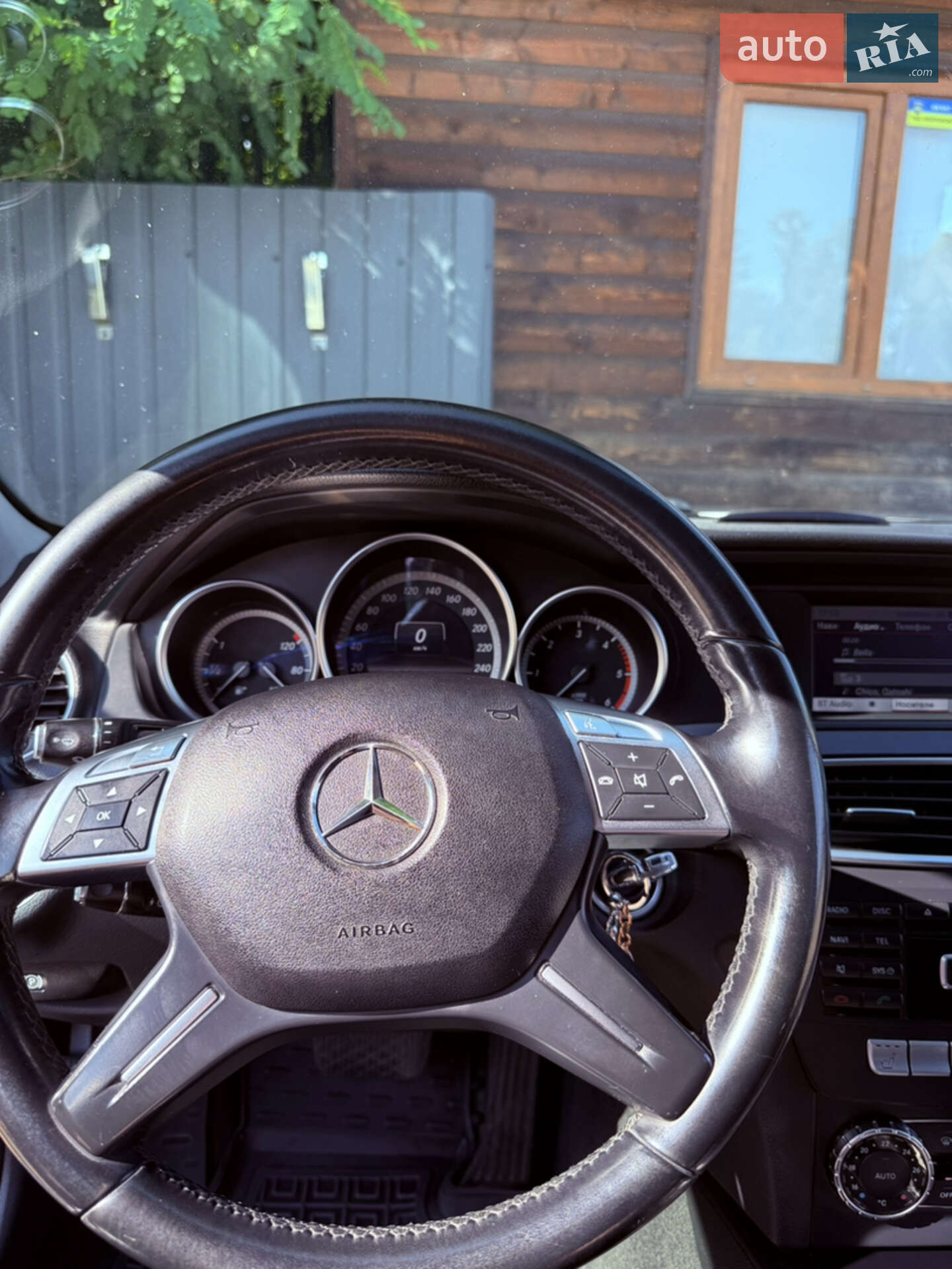 Mercedes-Benz C-Class 2013 VIN WDD2042021G076025 фото оголошення 15 з 18