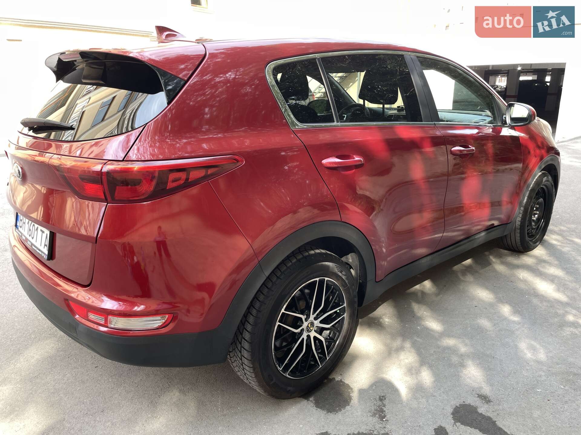Kia Sportage 2016 VIN KNDPM3AC7H7226052 фото оголошення 5 з 17