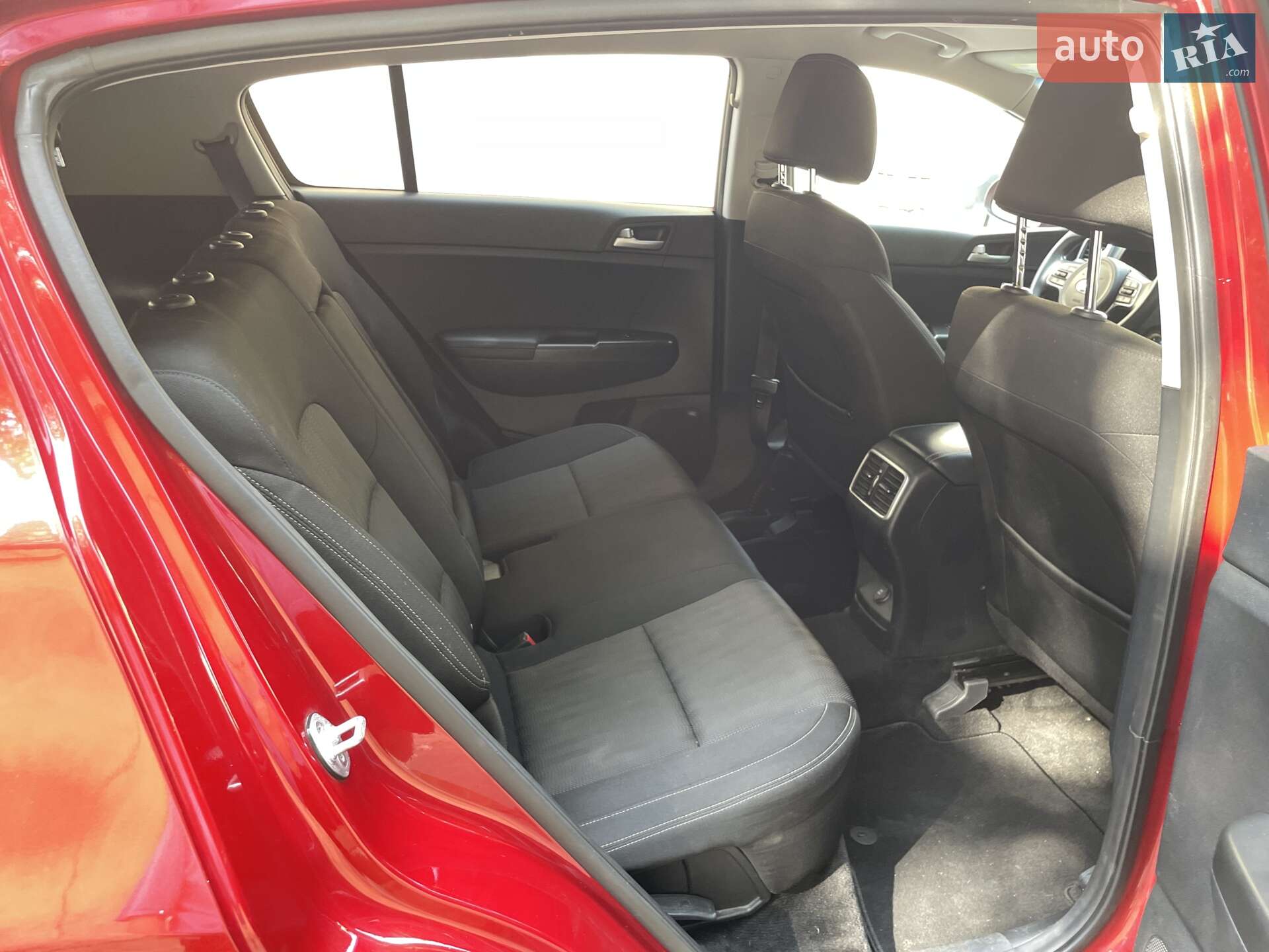 Kia Sportage 2016 VIN KNDPM3AC7H7226052 фото оголошення 12 з 17