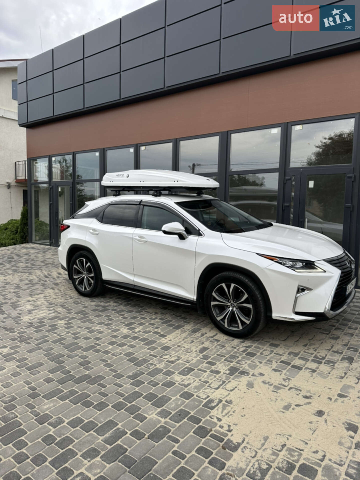 Lexus RX 2018 VIN JTJBAMCA302048207 фото оголошення 19 з 44
