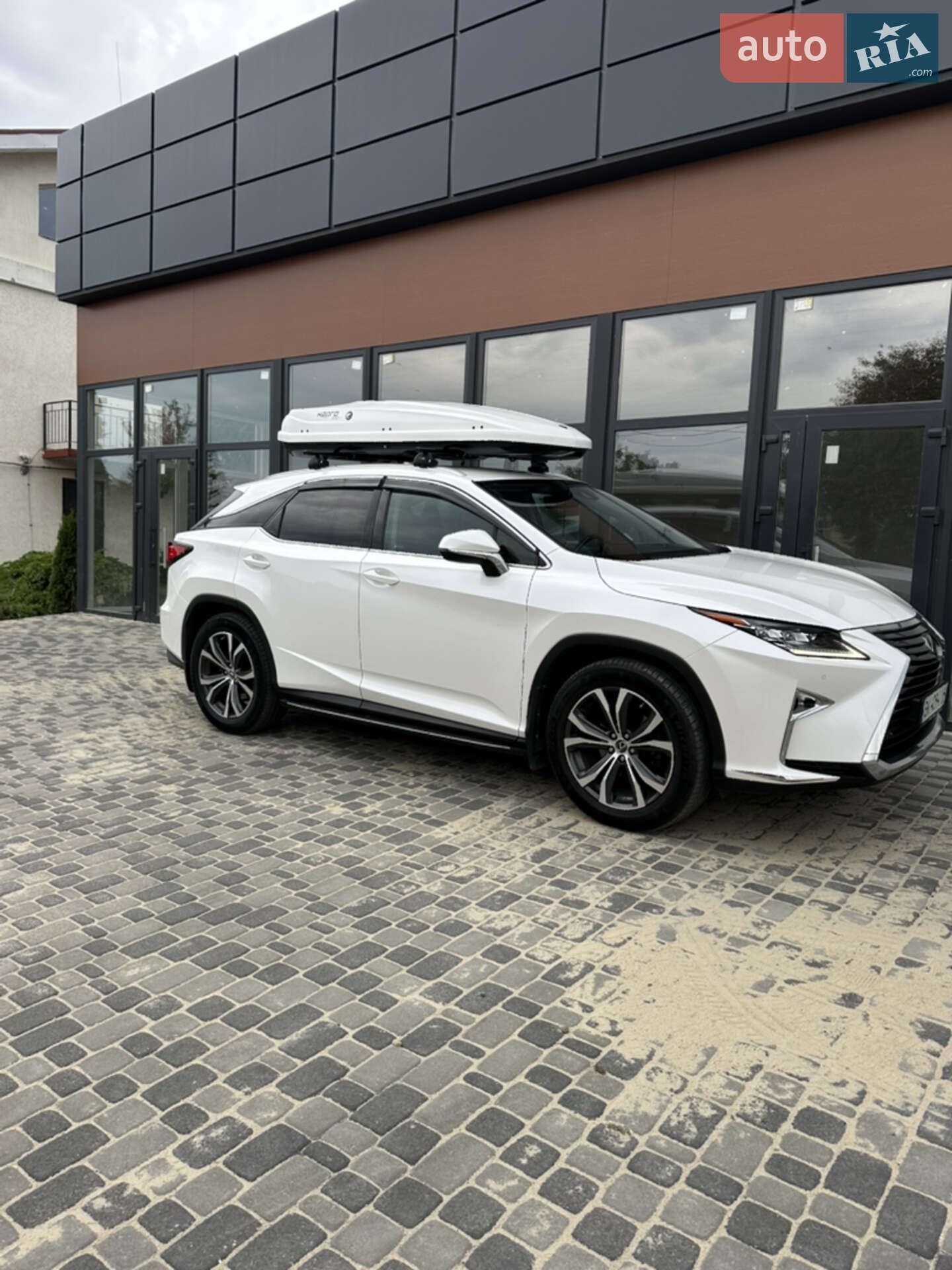 Lexus RX 2018 VIN JTJBAMCA302048207 фото оголошення 21 з 44