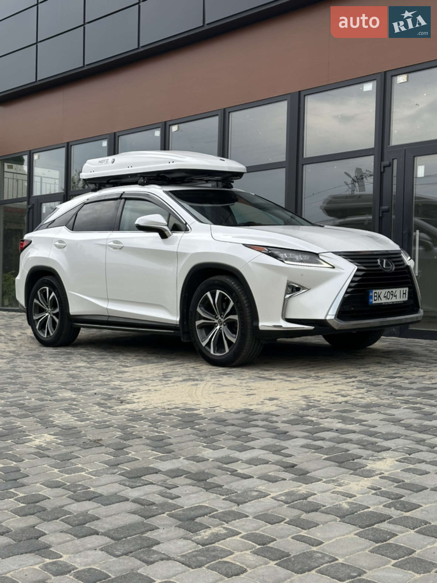 Lexus RX 2018 VIN JTJBAMCA302048207 фото оголошення 14 з 44