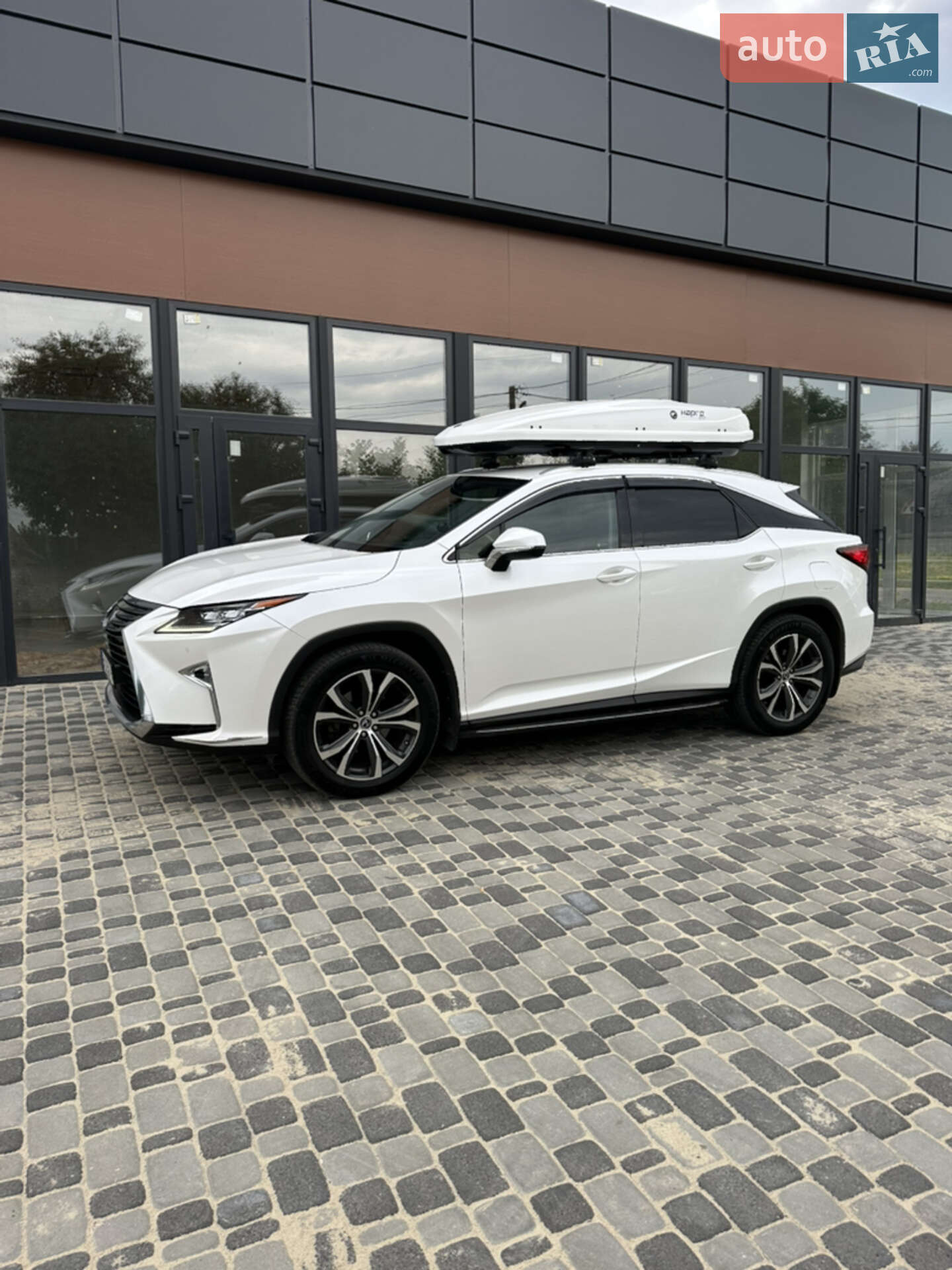 Lexus RX 2018 VIN JTJBAMCA302048207 фото оголошення 25 з 44