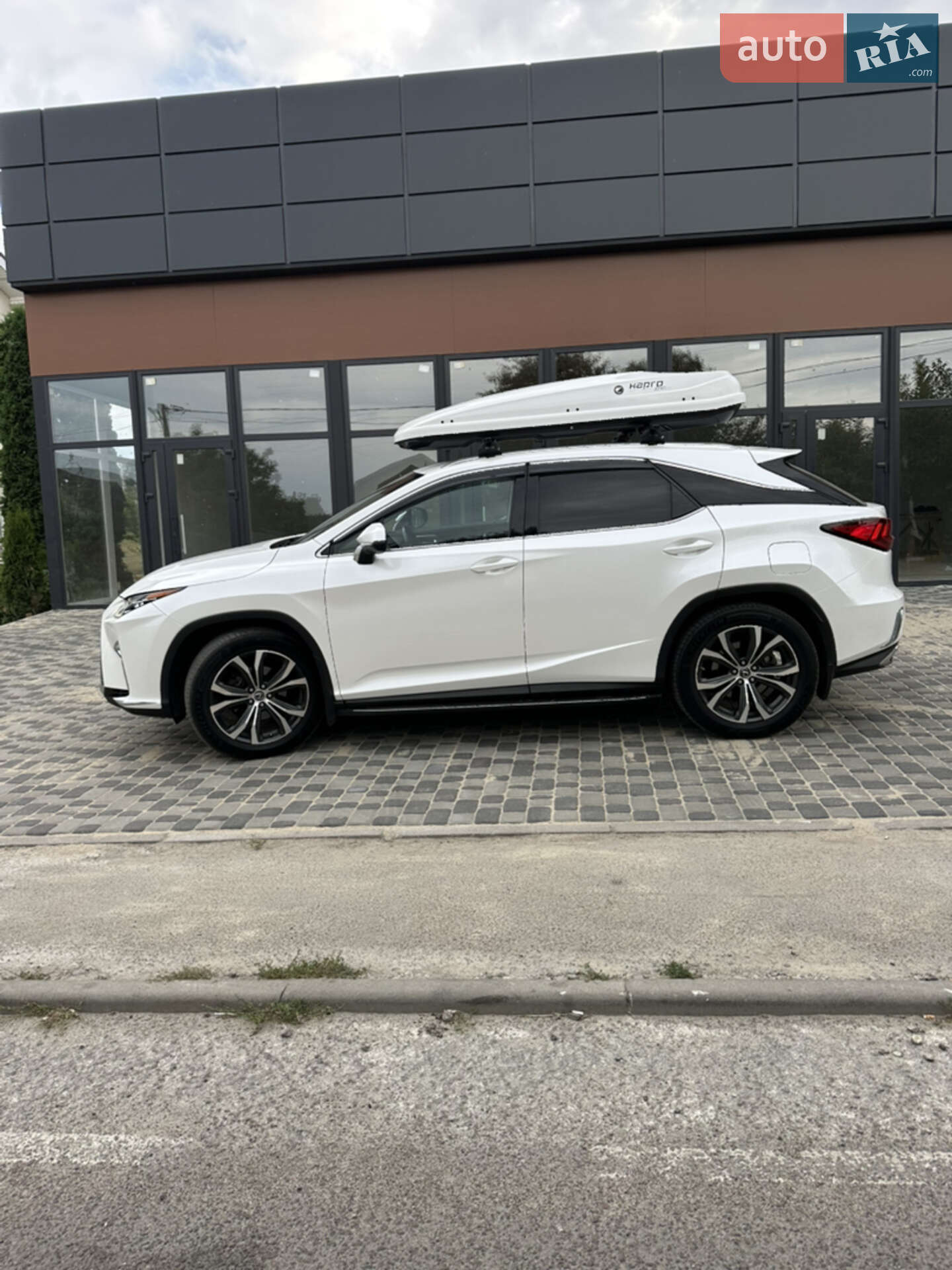Lexus RX 2018 VIN JTJBAMCA302048207 фото оголошення 29 з 44