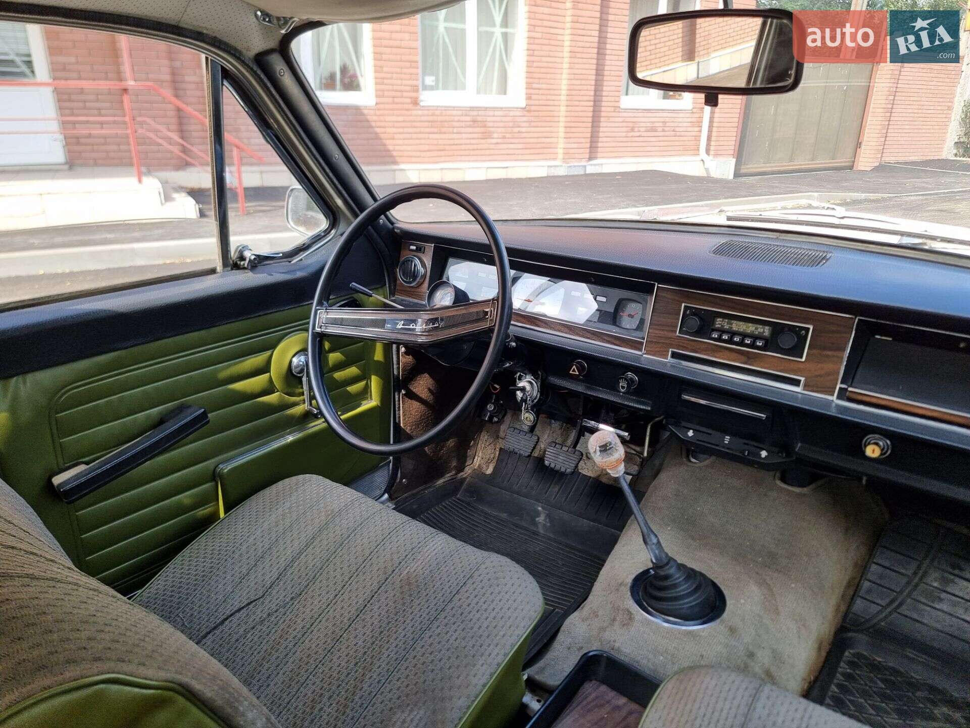 ГАЗ 24 Волга 1981 VIN XTH240000C0755173 фото оголошення 27 з 36