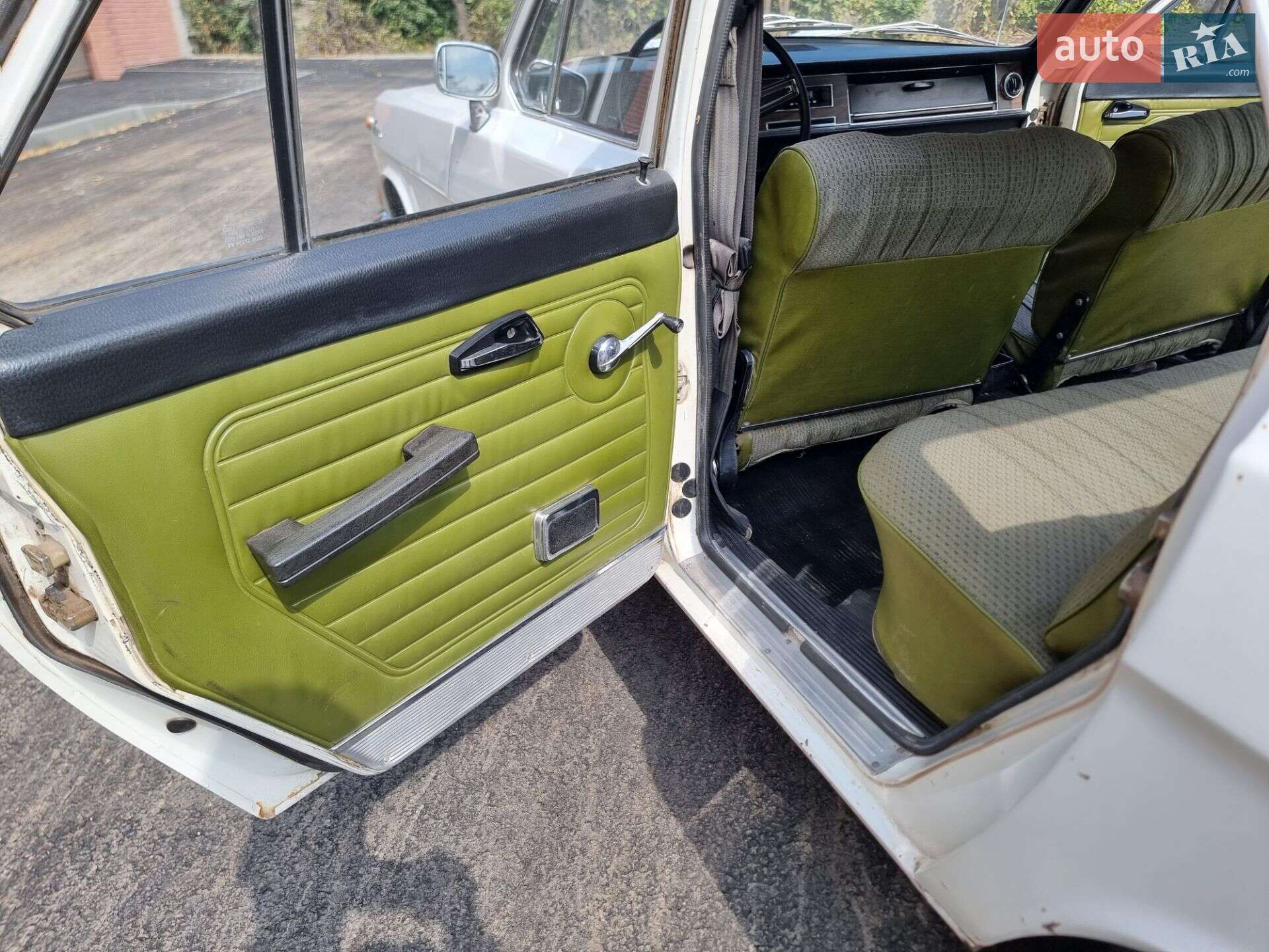 ГАЗ 24 Волга 1981 VIN XTH240000C0755173 фото оголошення 29 з 36