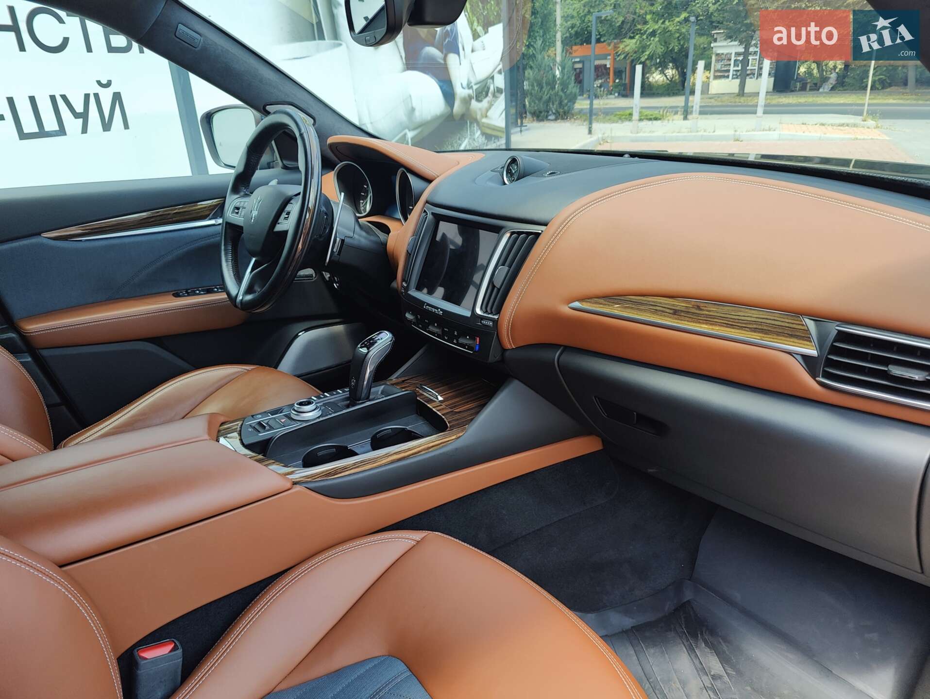 Maserati Levante 2019 VIN ZN661YUL3KX336714 фото оголошення 19 з 33