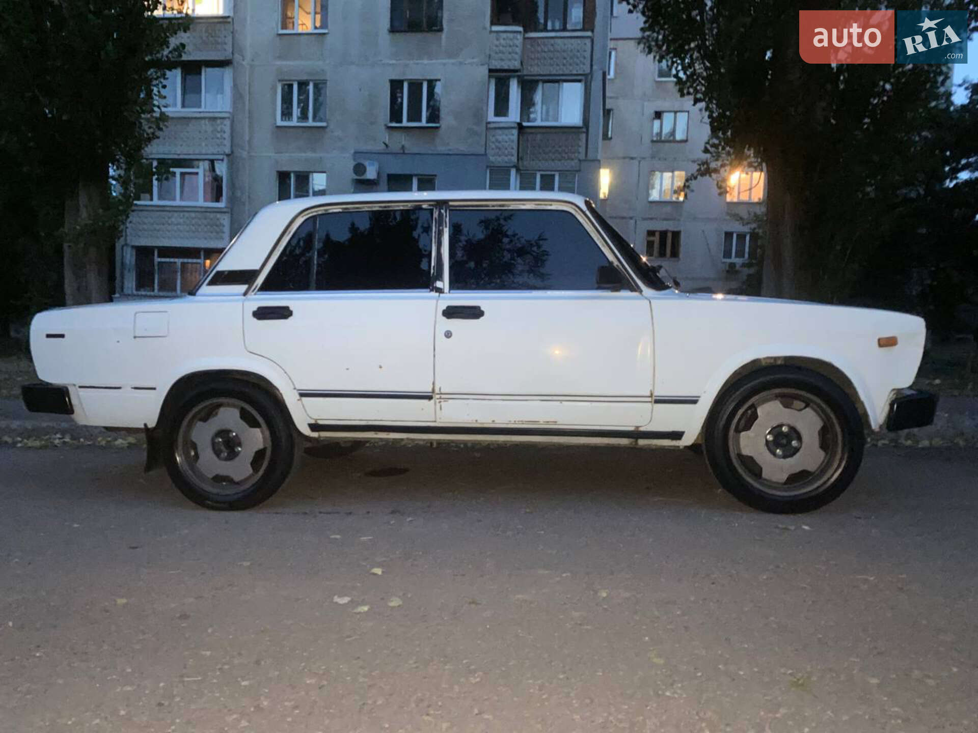 ВАЗ / Lada 2105 1997 VIN XTA210530V1638677 фото оголошення 7 з 12