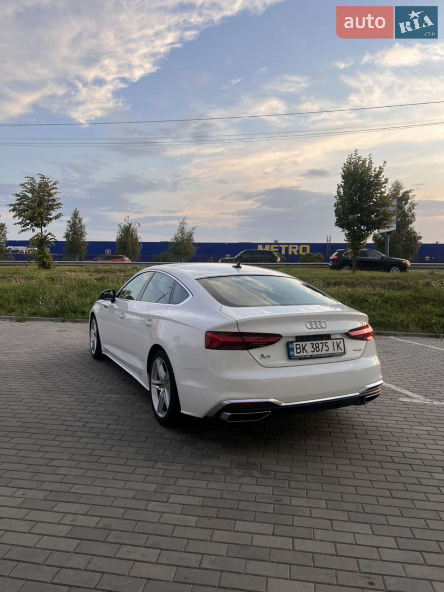 Audi A5 2020 VIN WAUDACF57MA018849 фото оголошення 13 з 21