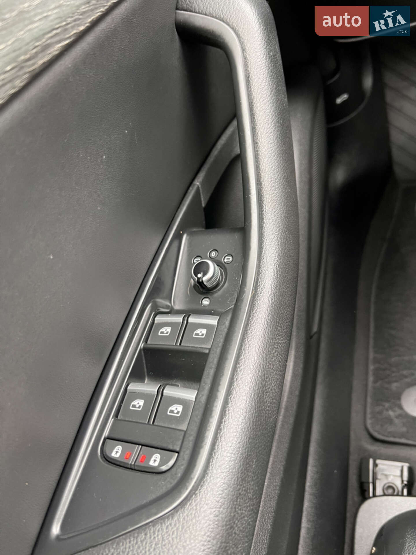Audi A5 2020 VIN WAUDACF57MA018849 фото оголошення 19 з 21