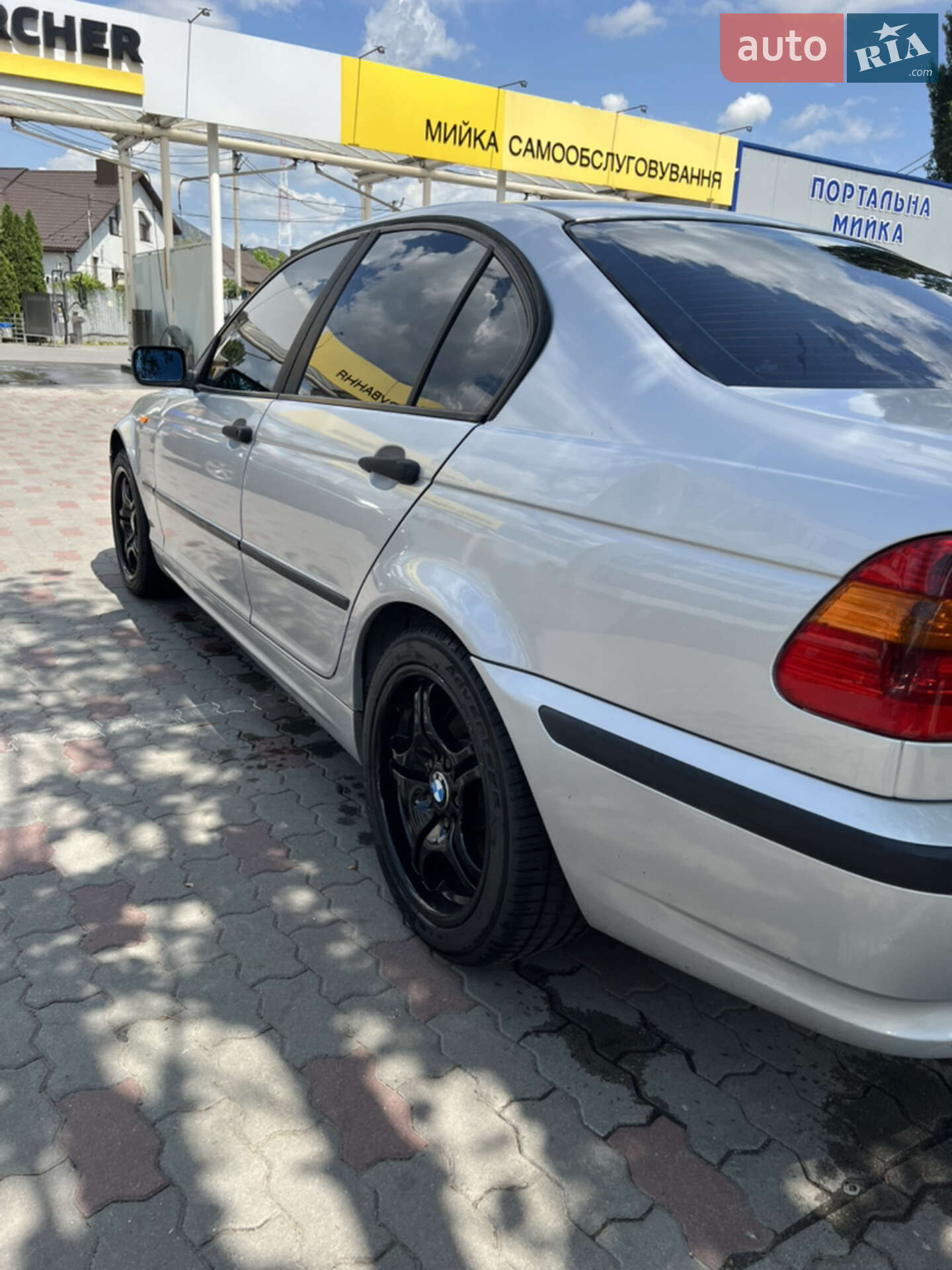 BMW 3 Series 2003 VIN WBAEU71020FM64077 фото оголошення 7 з 21