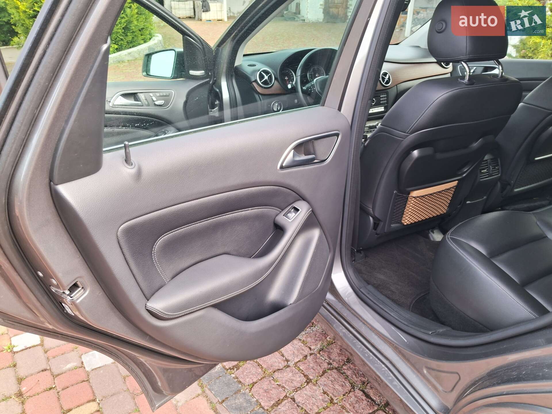 Mercedes-Benz B-Class 2015 VIN WDDVP9AB4FJ006544 фото оголошення 27 з 84