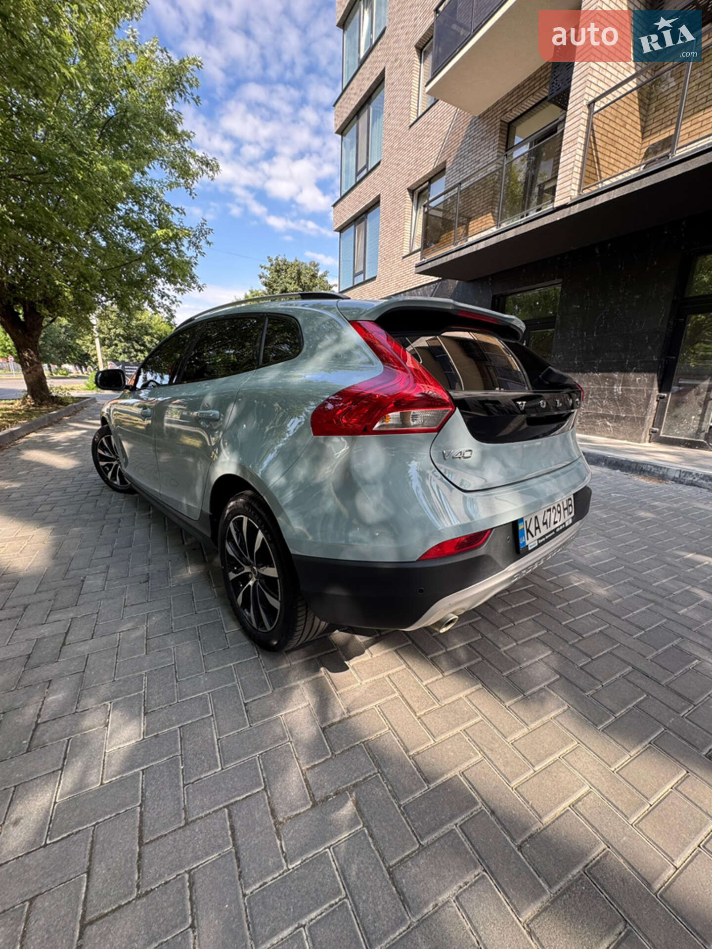 Volvo V40 Cross Country 2019 VIN YV1MZ32V0K2181555 фото оголошення 8 з 19