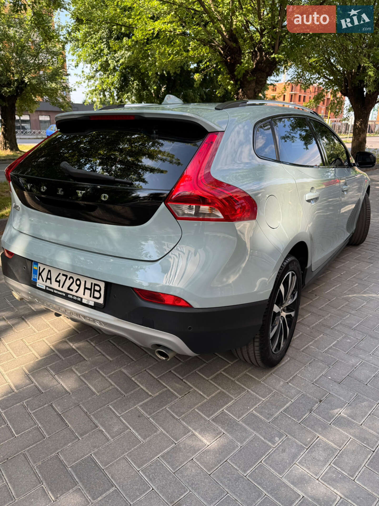 Volvo V40 Cross Country 2019 VIN YV1MZ32V0K2181555 фото оголошення 10 з 19
