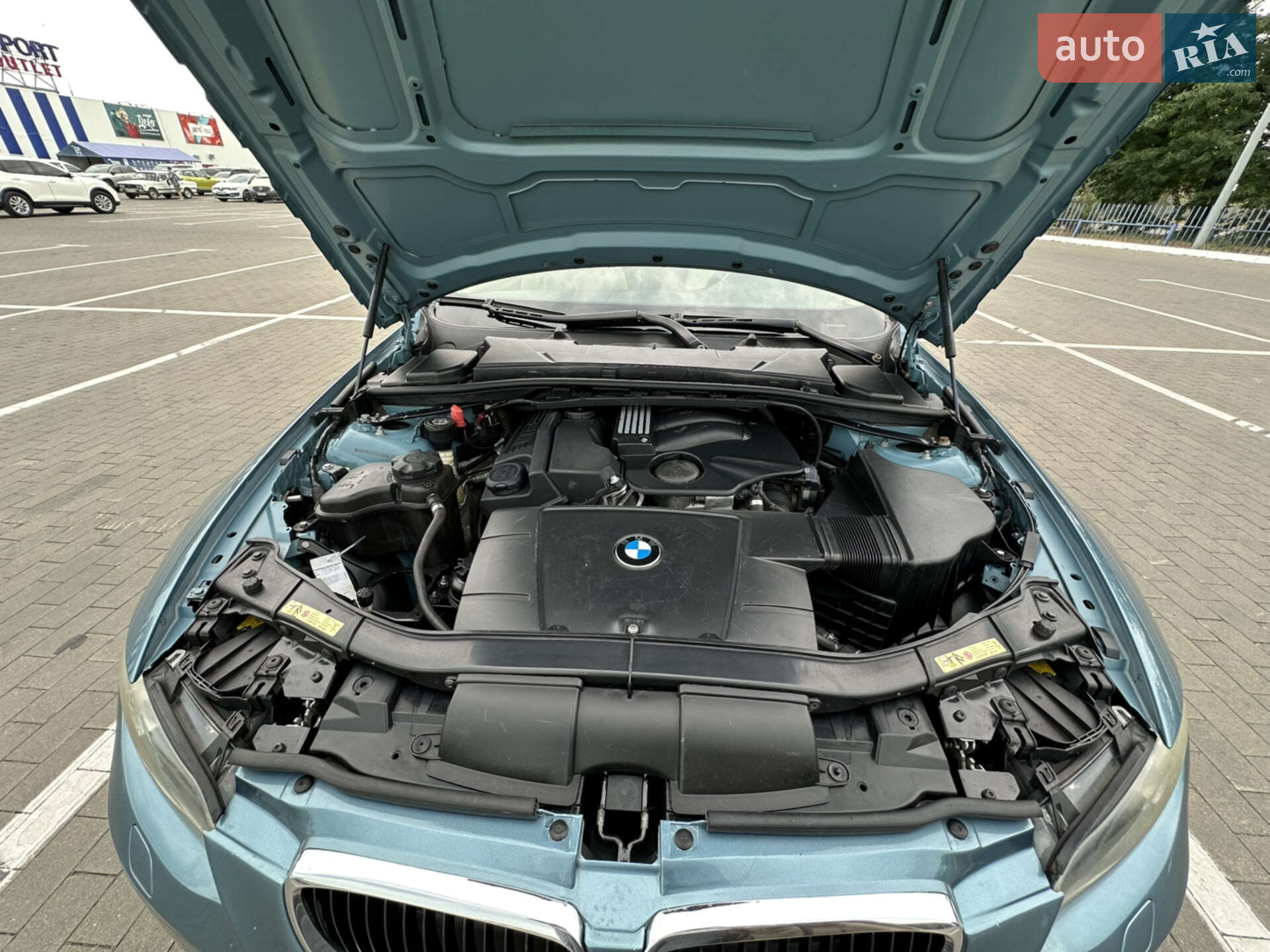 BMW 3 Series 2009 VIN WBAWA51000J009422 фото оголошення 10 з 14