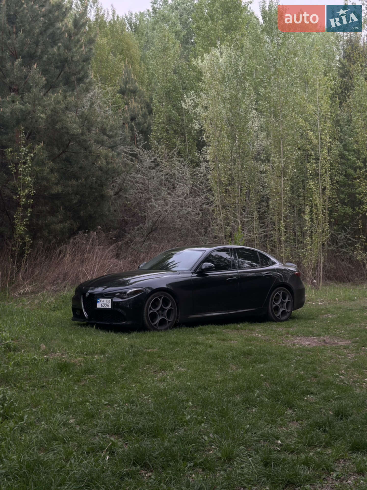 Alfa Romeo Giulia 2017 VIN ZARFAEBN3H7548306 фото оголошення 4 з 7