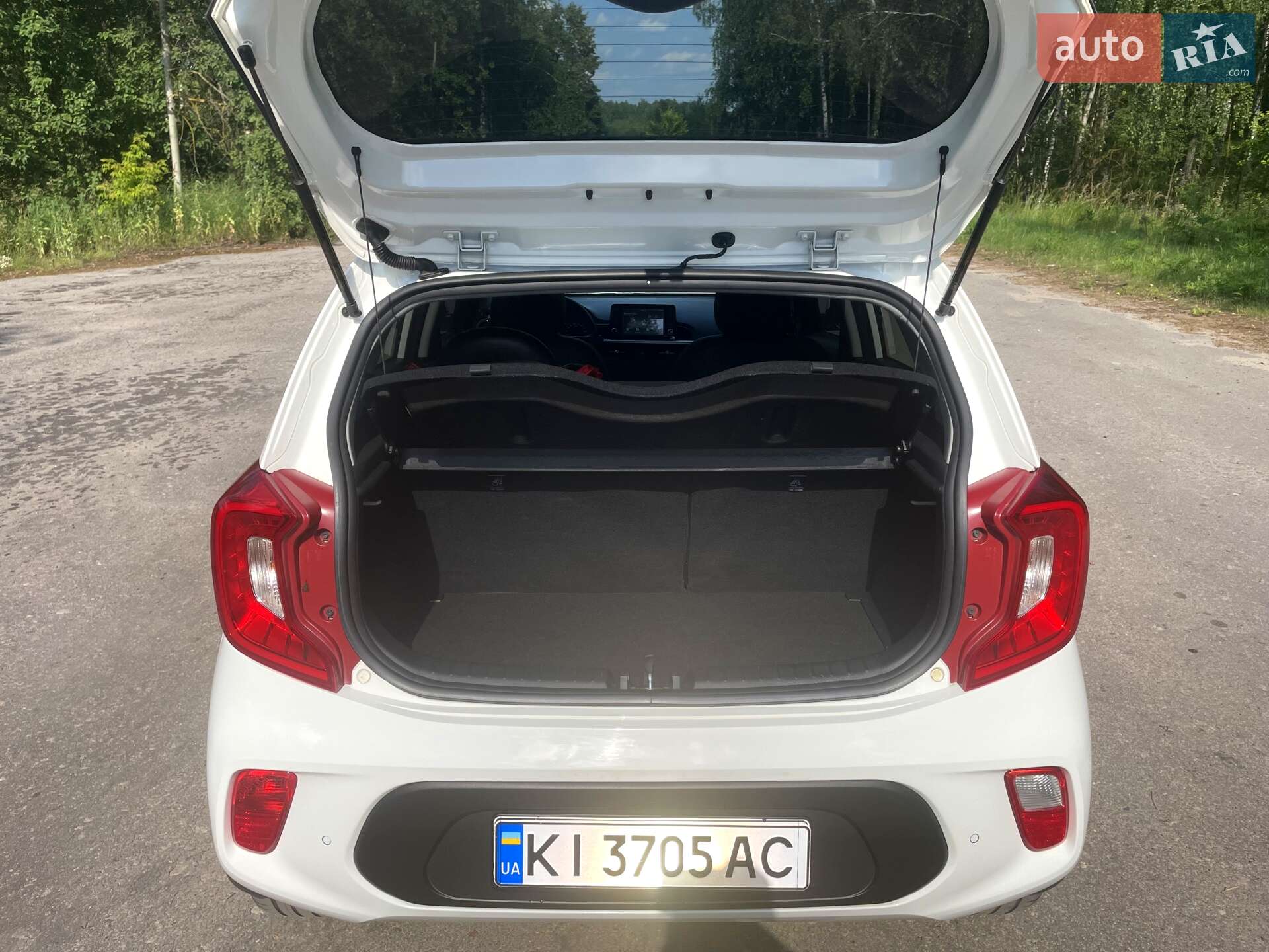 Kia Picanto 2020 VIN KNAB3512BLT654771 фото оголошення 14 з 38