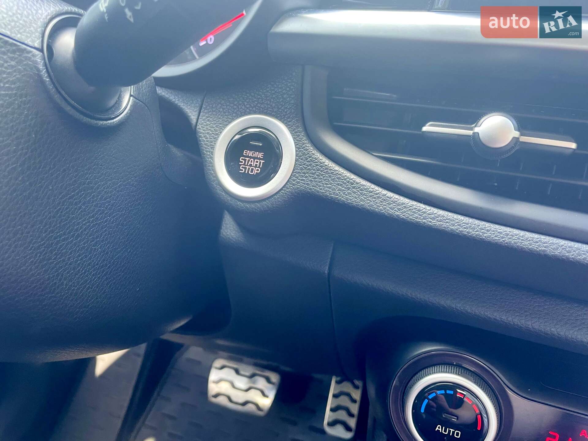 Kia Picanto 2020 VIN KNAB3512BLT654771 фото оголошення 29 з 38