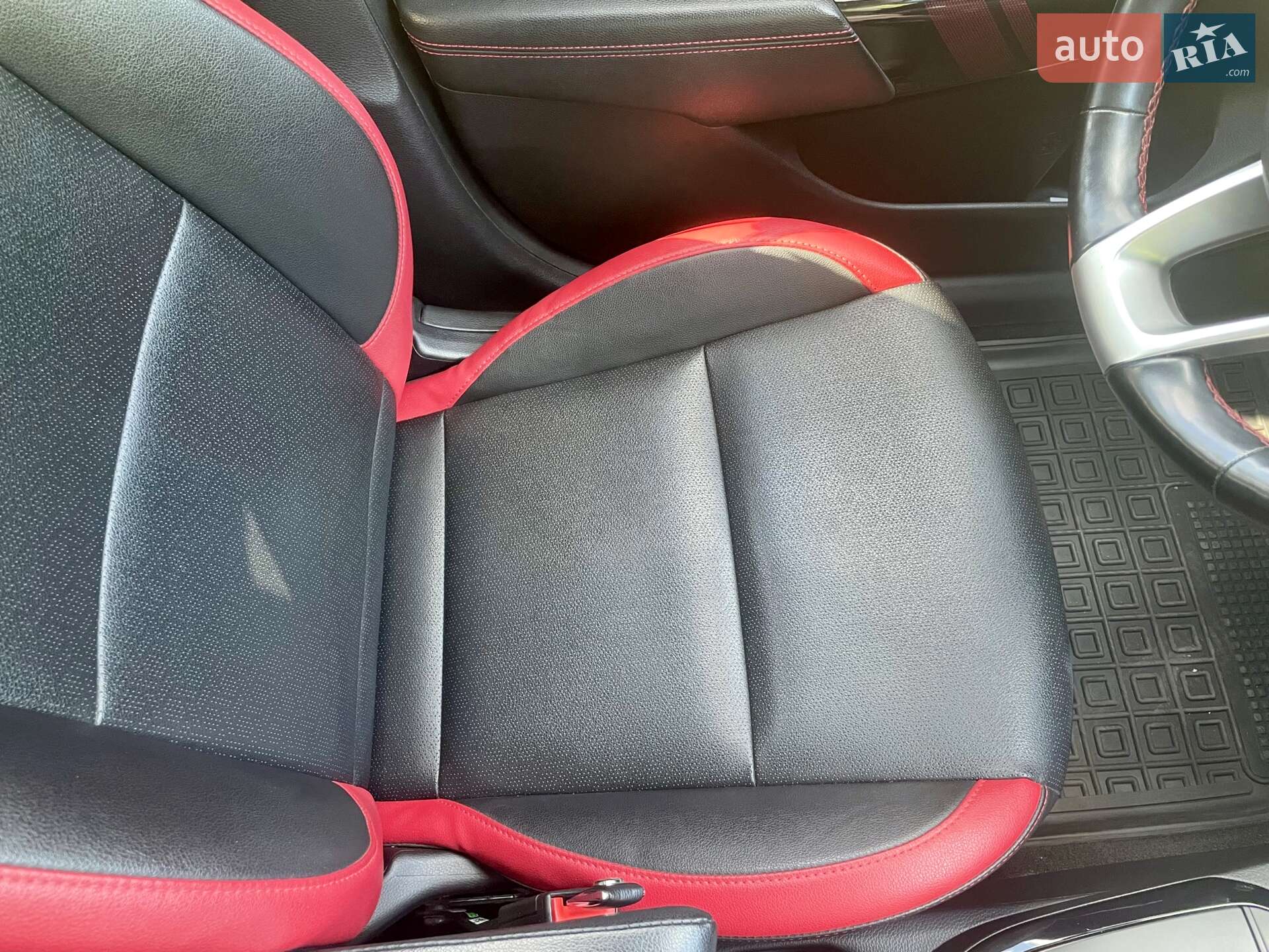 Kia Picanto 2020 VIN KNAB3512BLT654771 фото оголошення 32 з 38