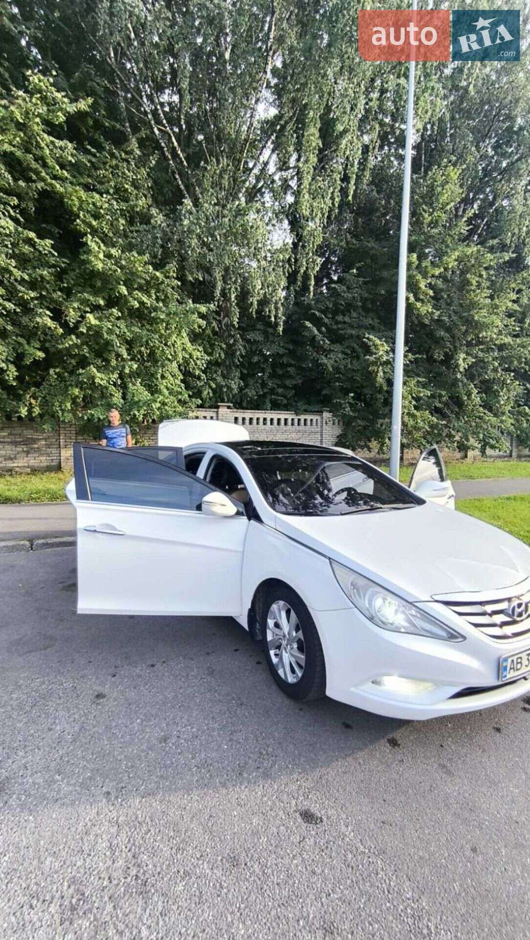 Hyundai Sonata 2012 VIN KMHEC41CBCA454399 фото оголошення 14 з 29