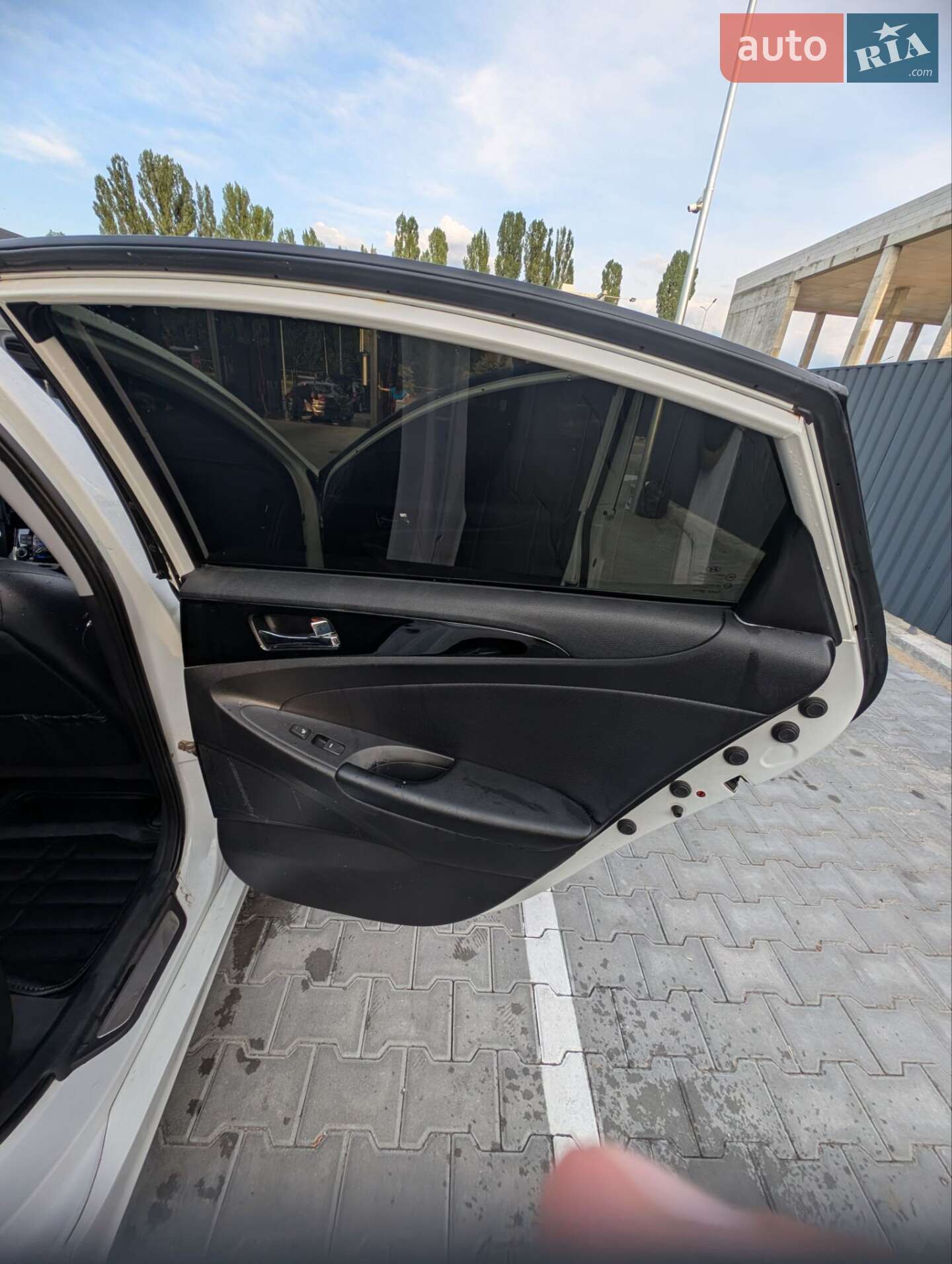 Hyundai Sonata 2012 VIN KMHEC41CBCA454399 фото оголошення 22 з 29