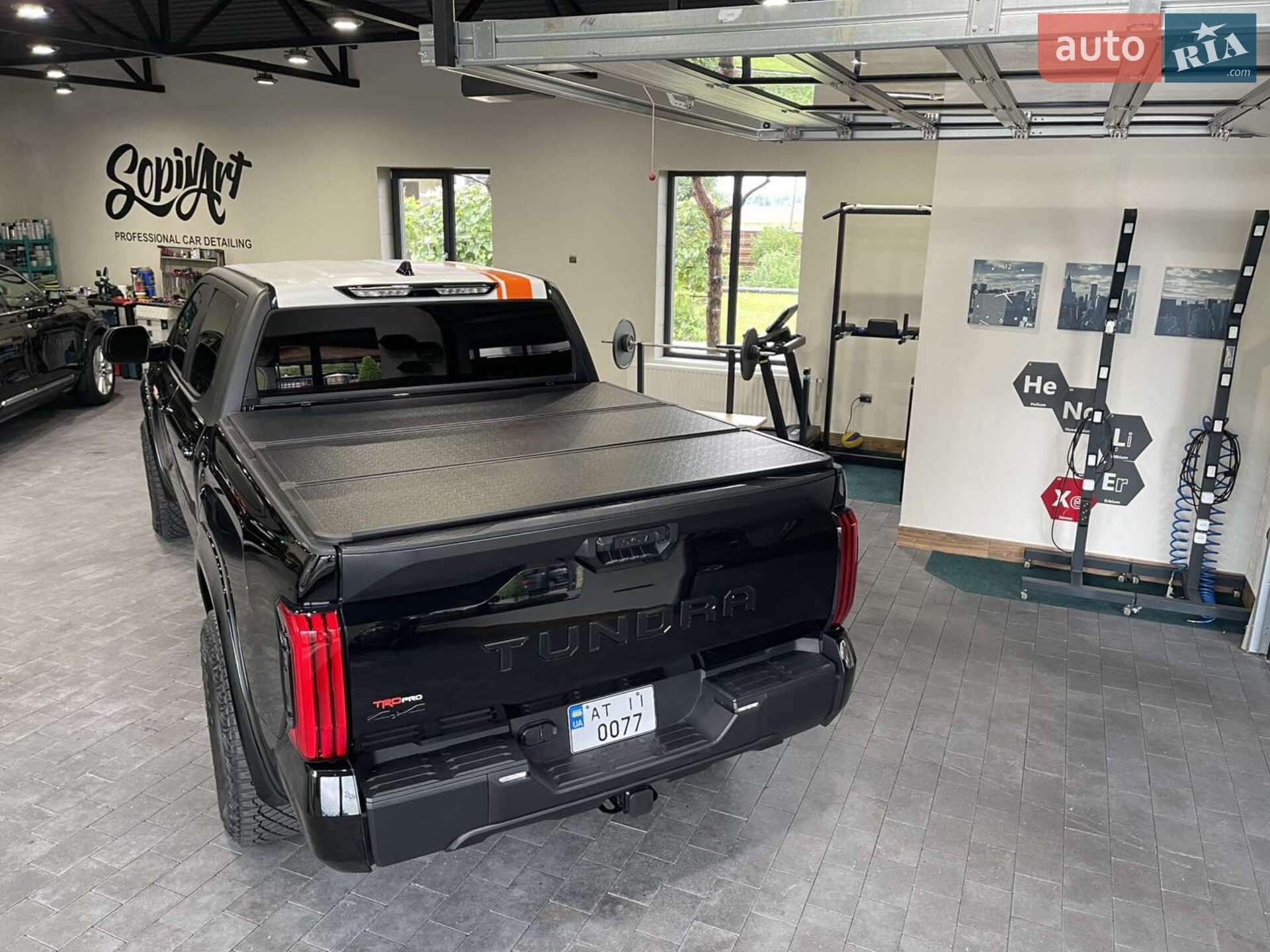 Toyota Tundra 2022 VIN 5TFLA5DB6NX053142 фото оголошення 2 з 52