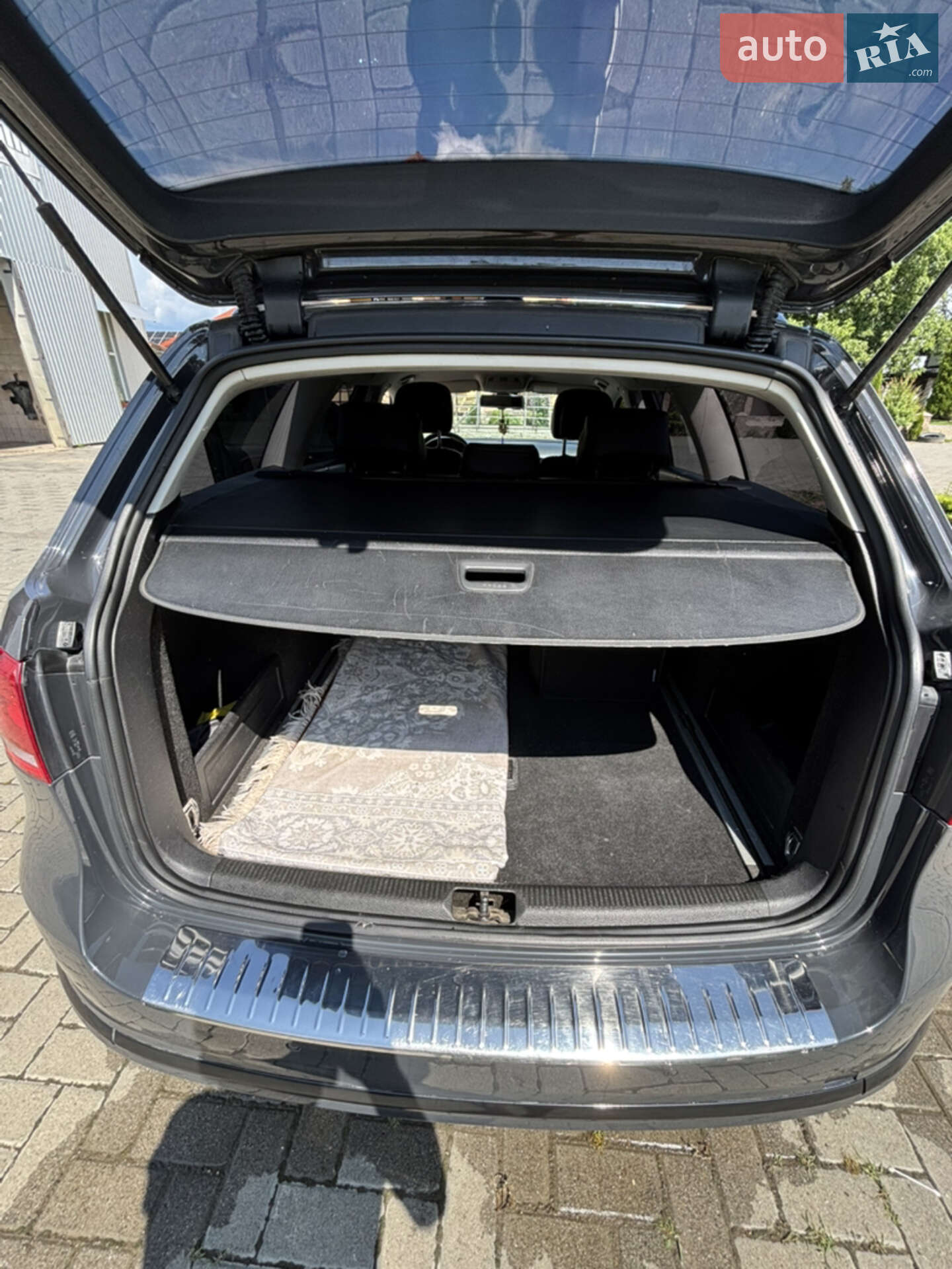 Volkswagen Passat 2012 VIN WVWZZZ3CZCE181606 фото оголошення 11 з 16
