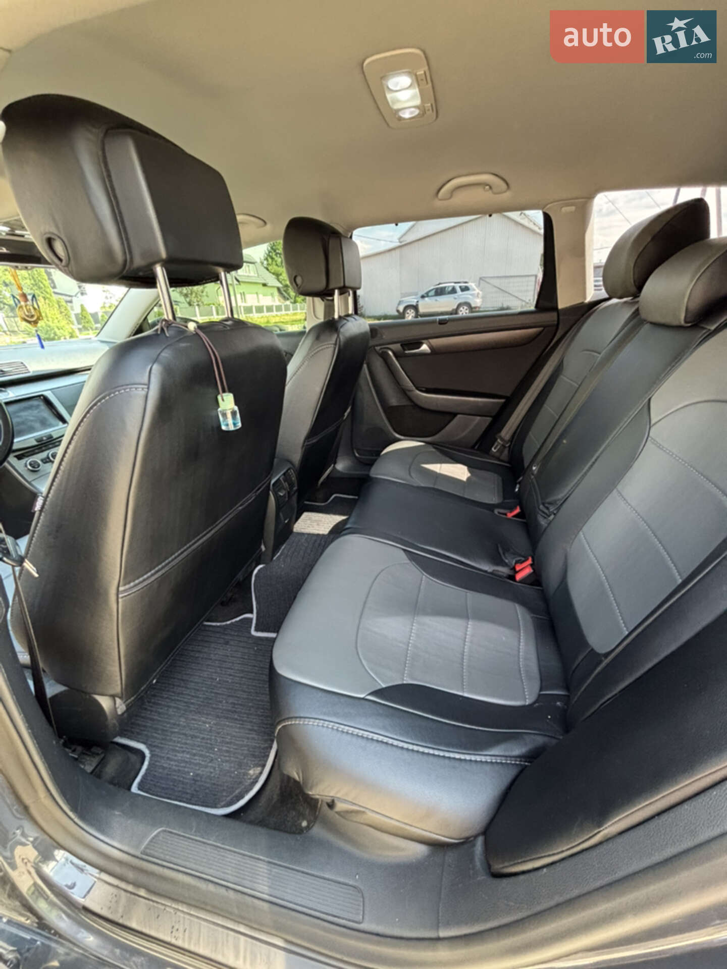 Volkswagen Passat 2012 VIN WVWZZZ3CZCE181606 фото оголошення 13 з 16