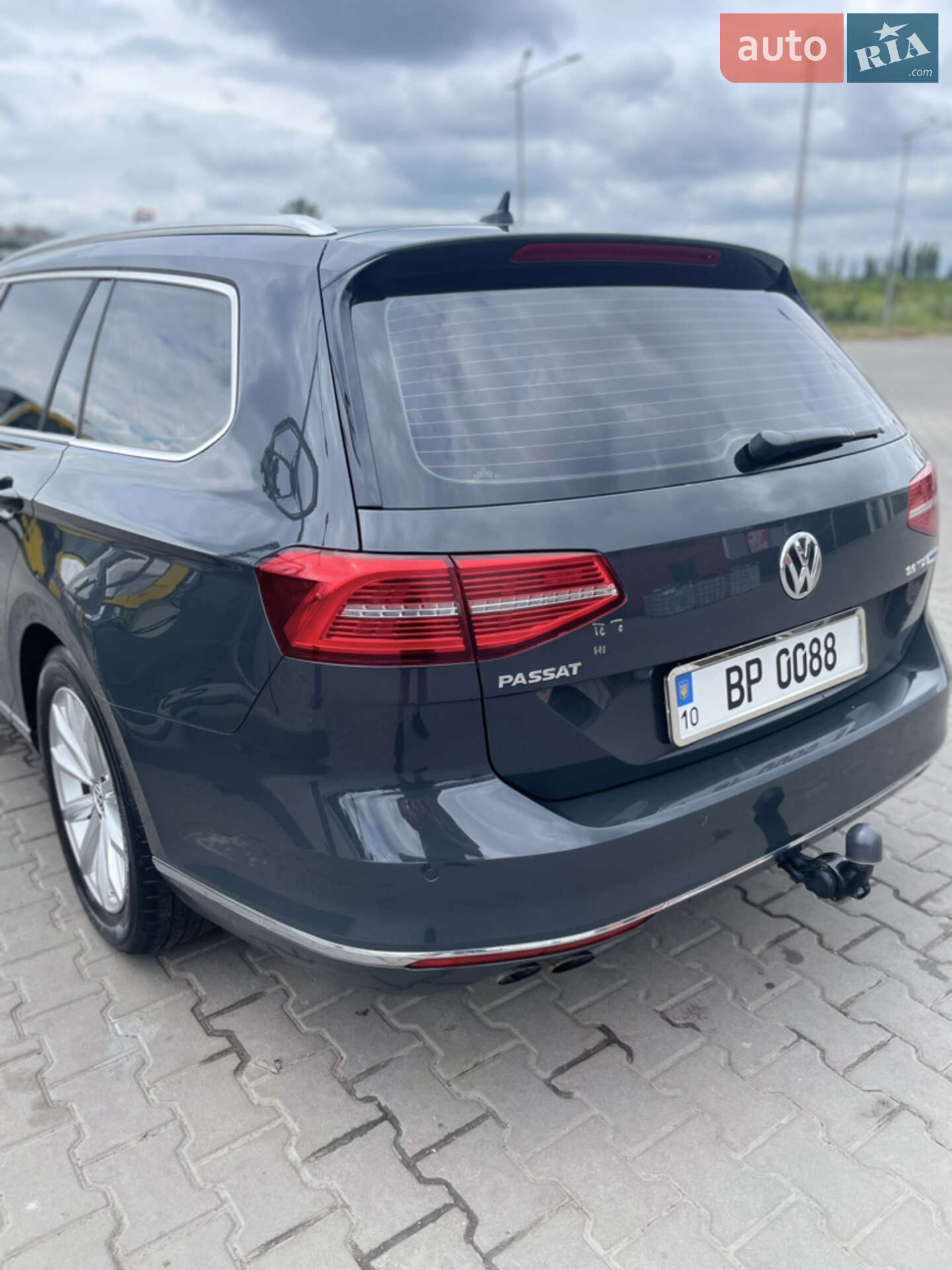 Volkswagen Passat 2015 VIN WVWZZZ3CZGP009050 фото оголошення 4 з 113