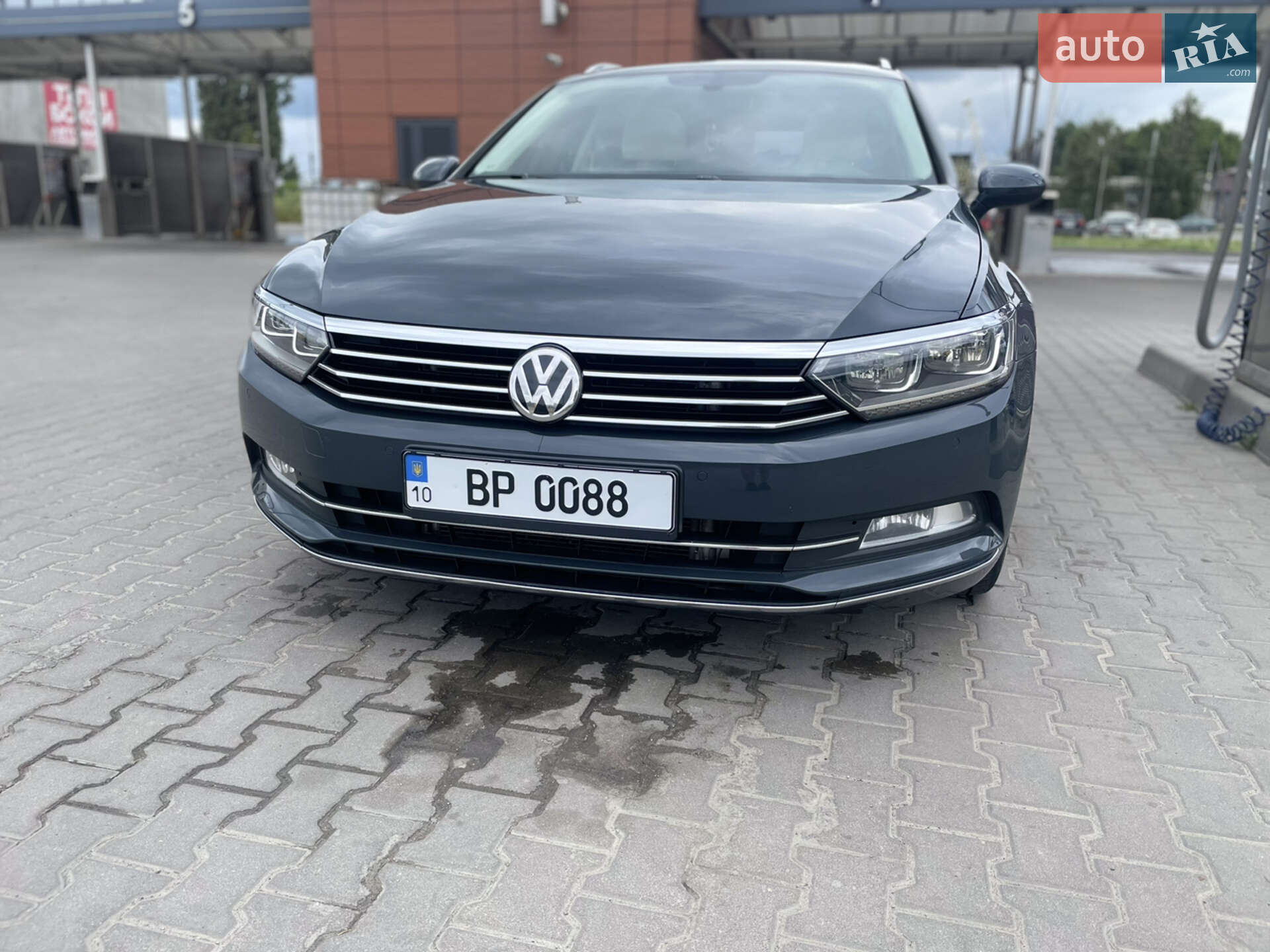 Volkswagen Passat 2015 VIN WVWZZZ3CZGP009050 фото оголошення 5 з 113