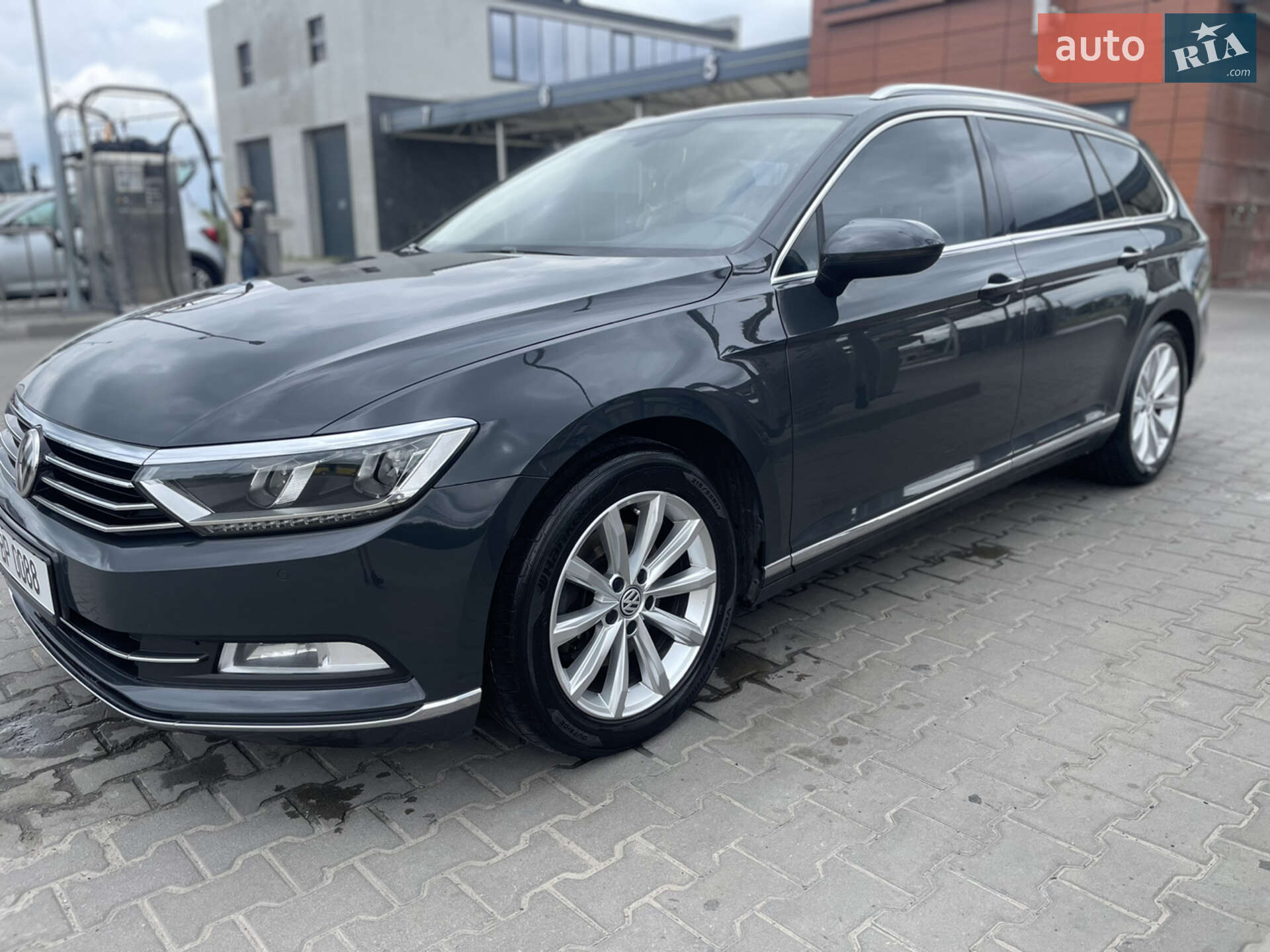 Volkswagen Passat 2015 VIN WVWZZZ3CZGP009050 фото оголошення 40 з 113