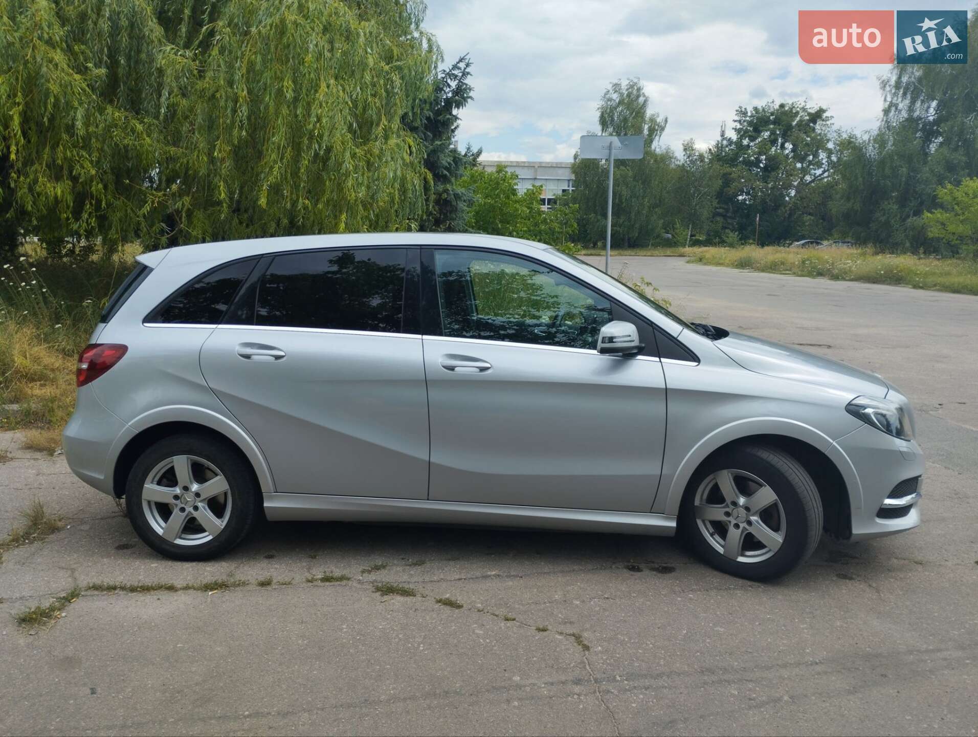 Mercedes-Benz B-Class 2015 VIN WDD2428901J007950 фото оголошення 5 з 9