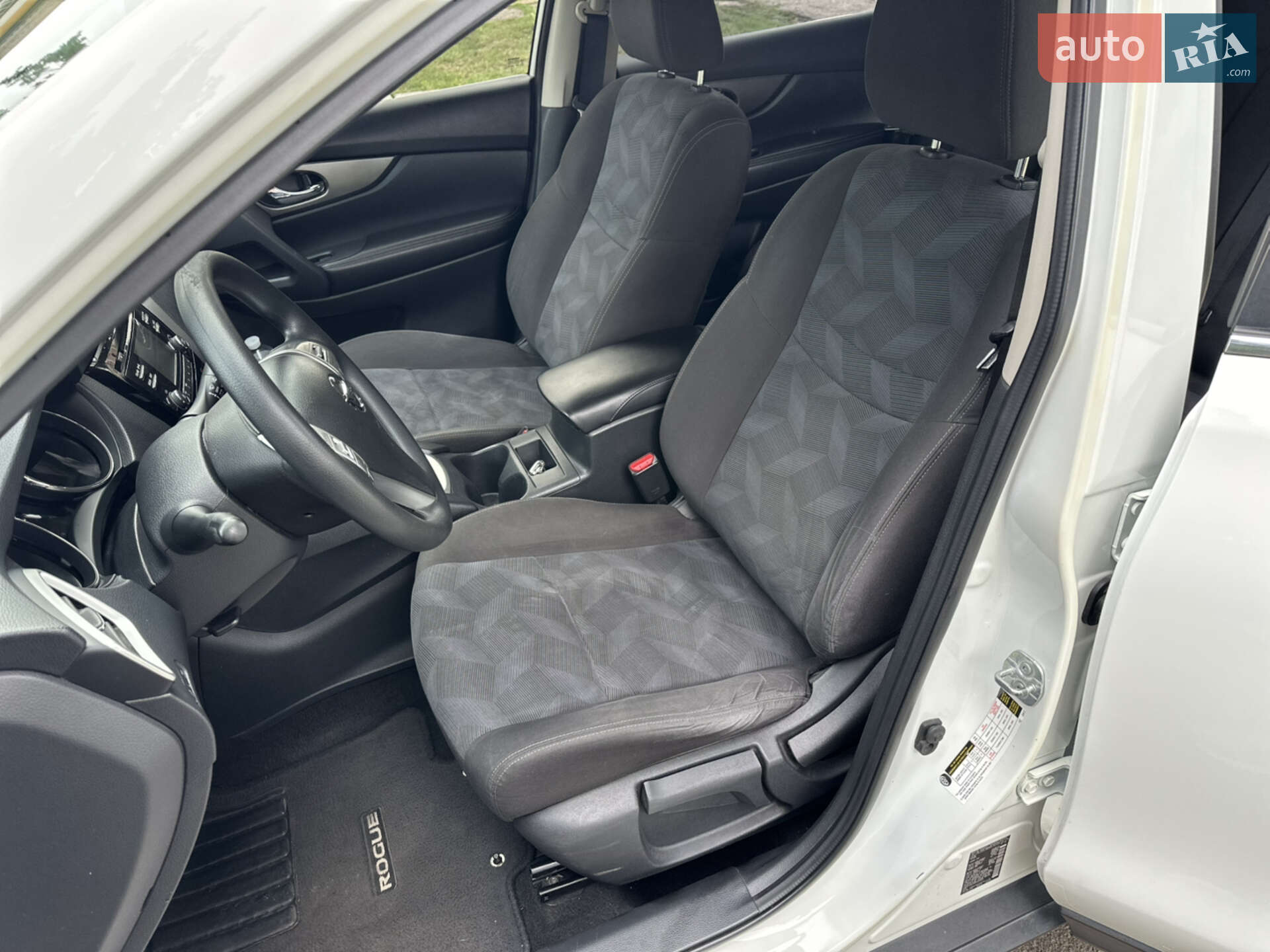 Nissan Rogue 2016 VIN KNMAT2MT9GP612825 фото оголошення 4 з 9