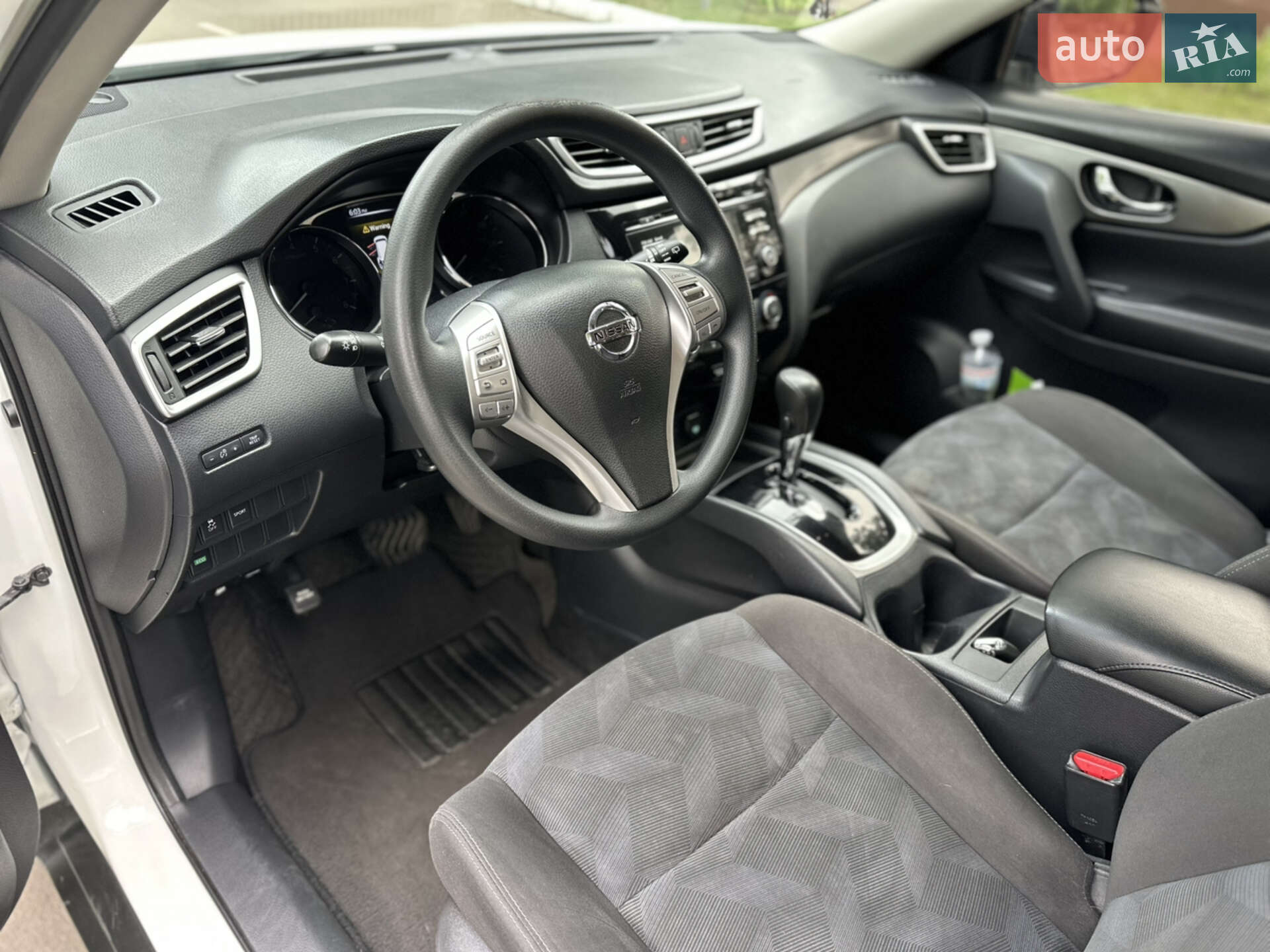 Nissan Rogue 2016 VIN KNMAT2MT9GP612825 фото оголошення 5 з 9