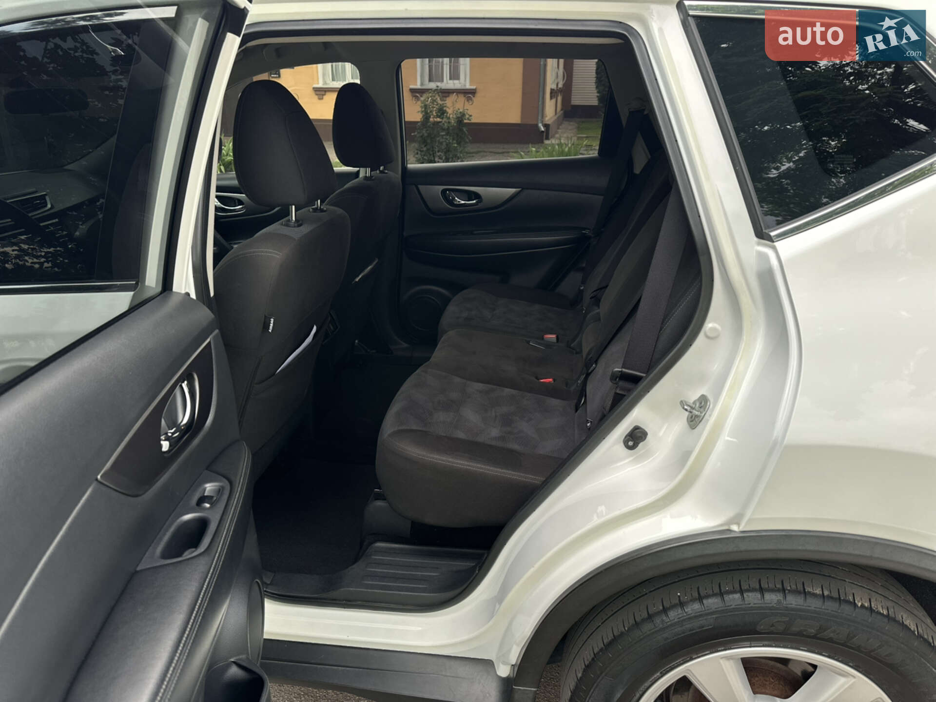 Nissan Rogue 2016 VIN KNMAT2MT9GP612825 фото оголошення 6 з 9