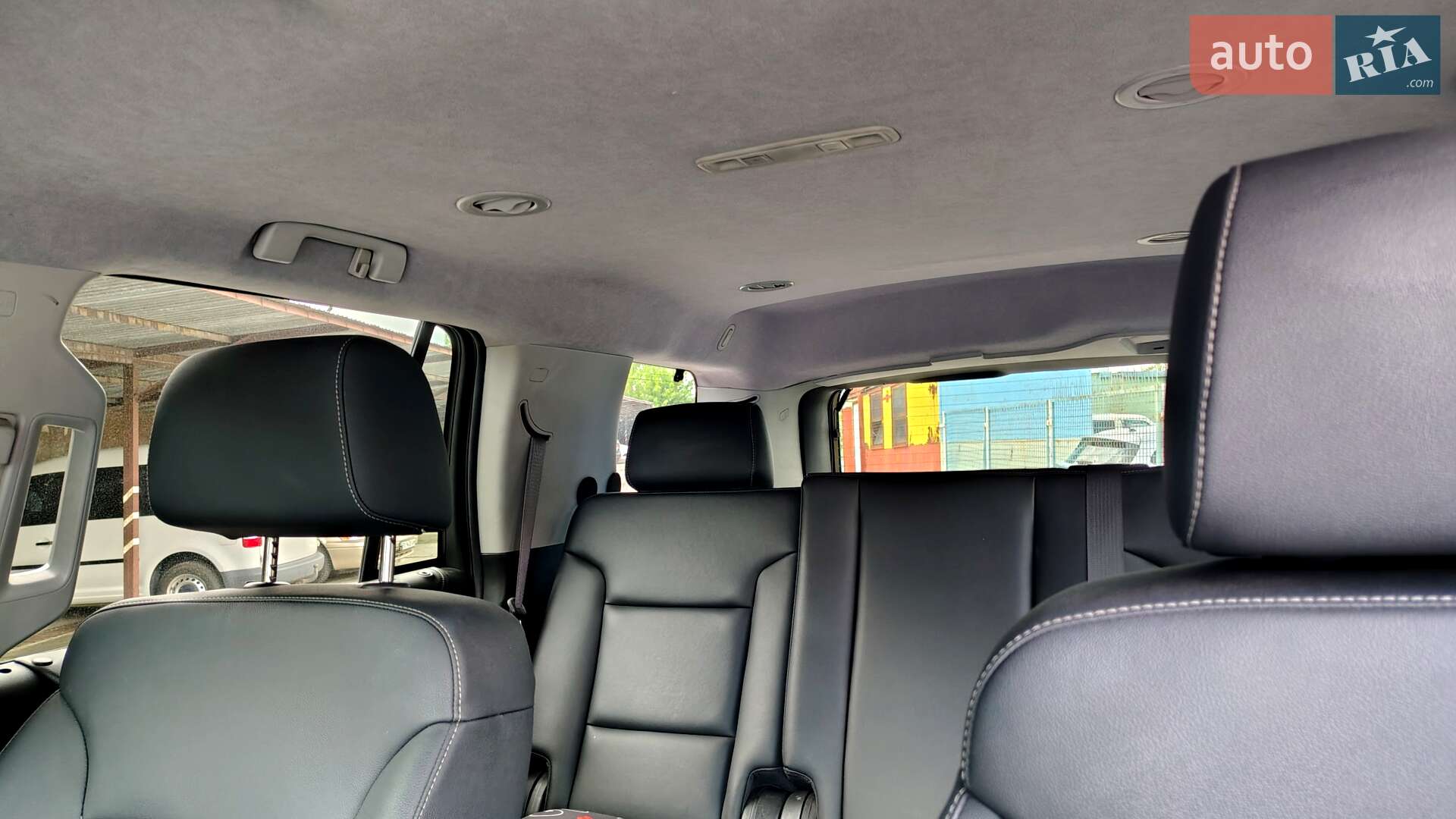 Chevrolet Tahoe 2016 VIN 1GNSKDEC8GR445855 фото оголошення 4 з 6