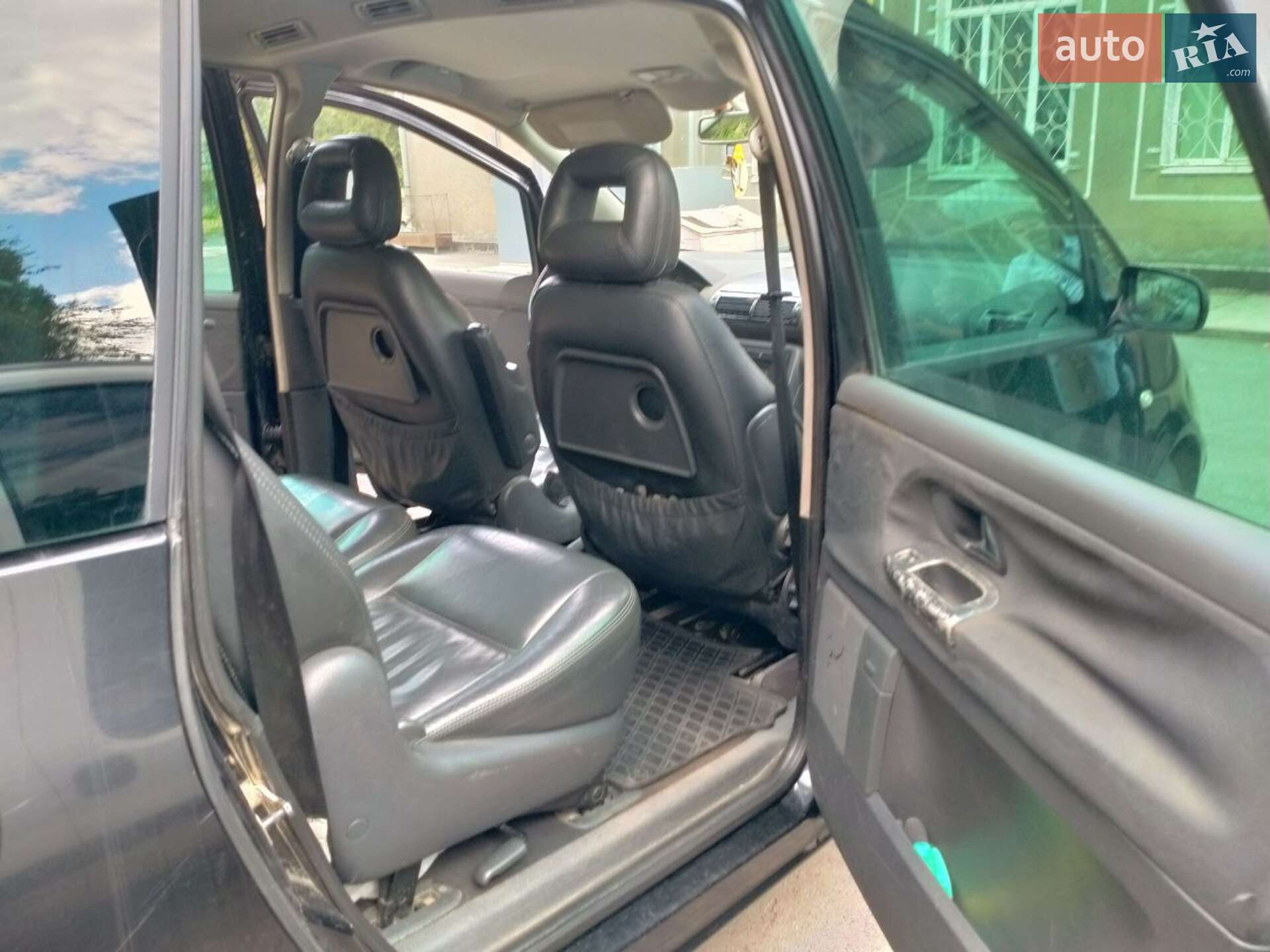 SEAT Alhambra 2004 VIN VSSZZZ7MZ4V521207 фото оголошення 3 з 10