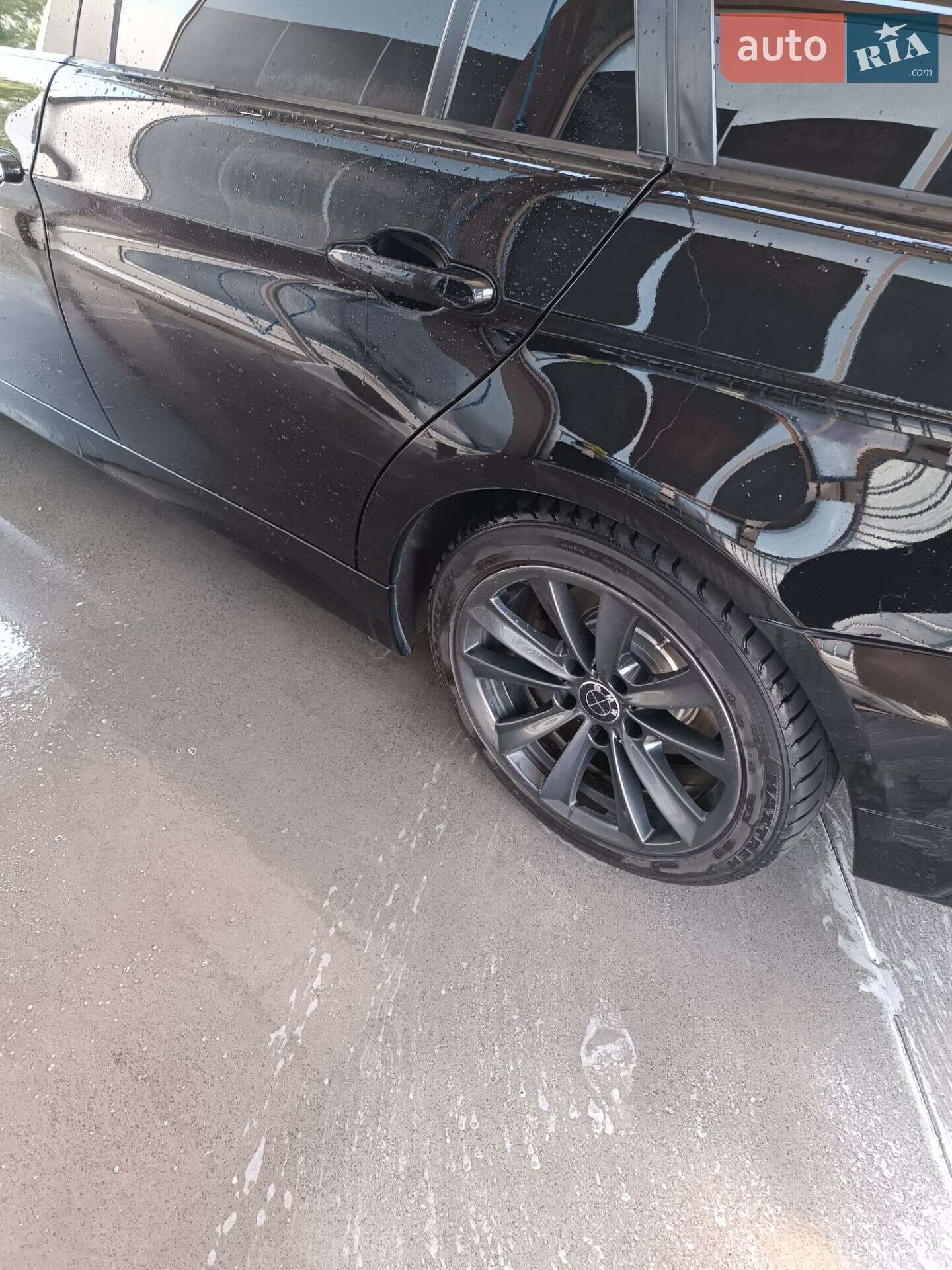 BMW 3 Series 2008 VIN WBAVR31010A363975 фото оголошення 12 з 36