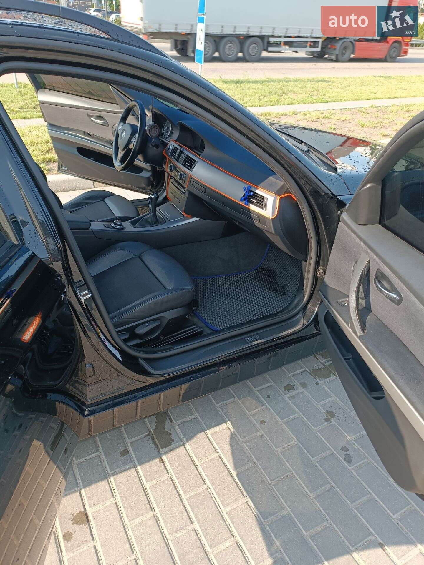 BMW 3 Series 2008 VIN WBAVR31010A363975 фото оголошення 27 з 36