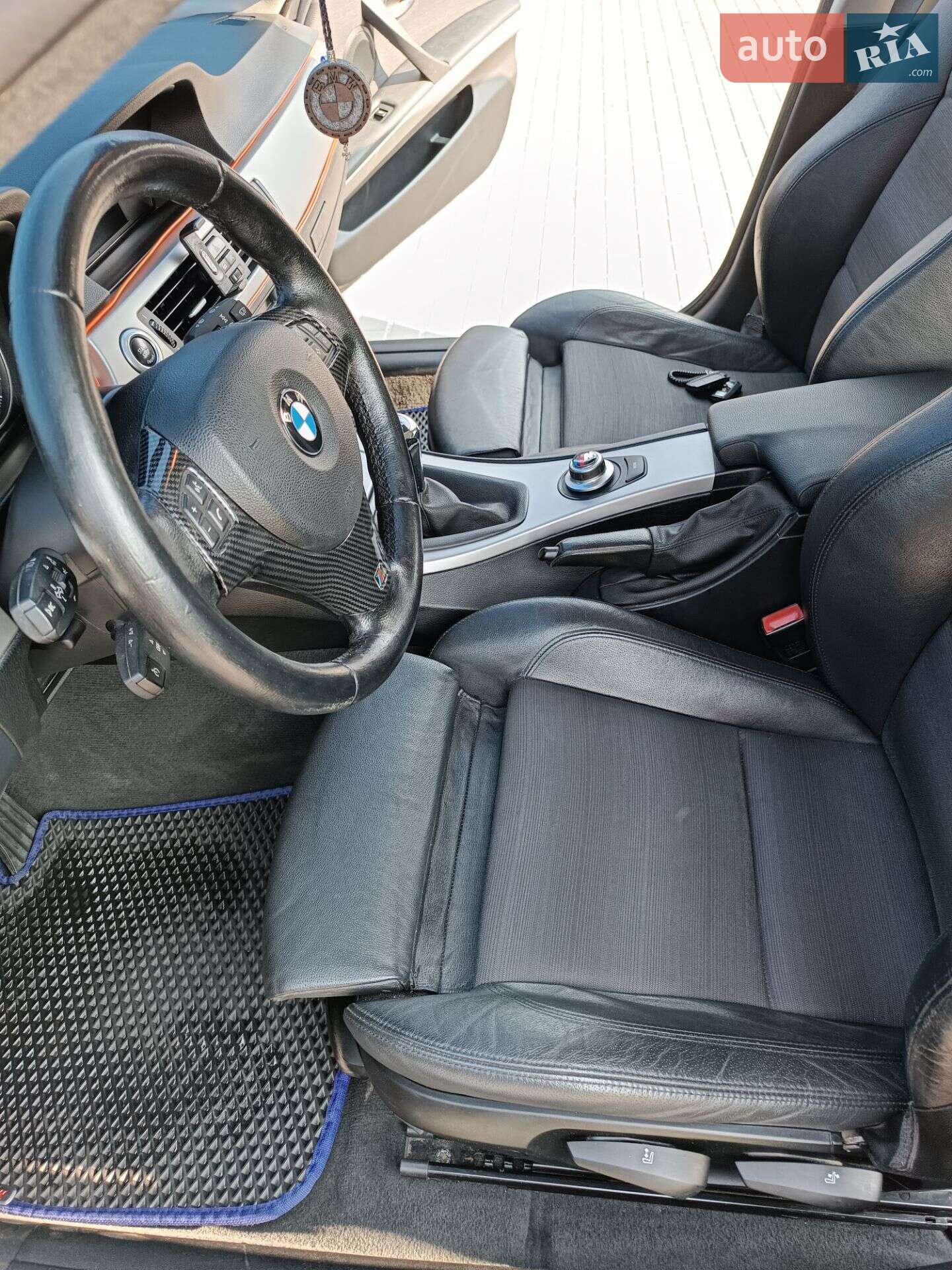 BMW 3 Series 2008 VIN WBAVR31010A363975 фото оголошення 34 з 36
