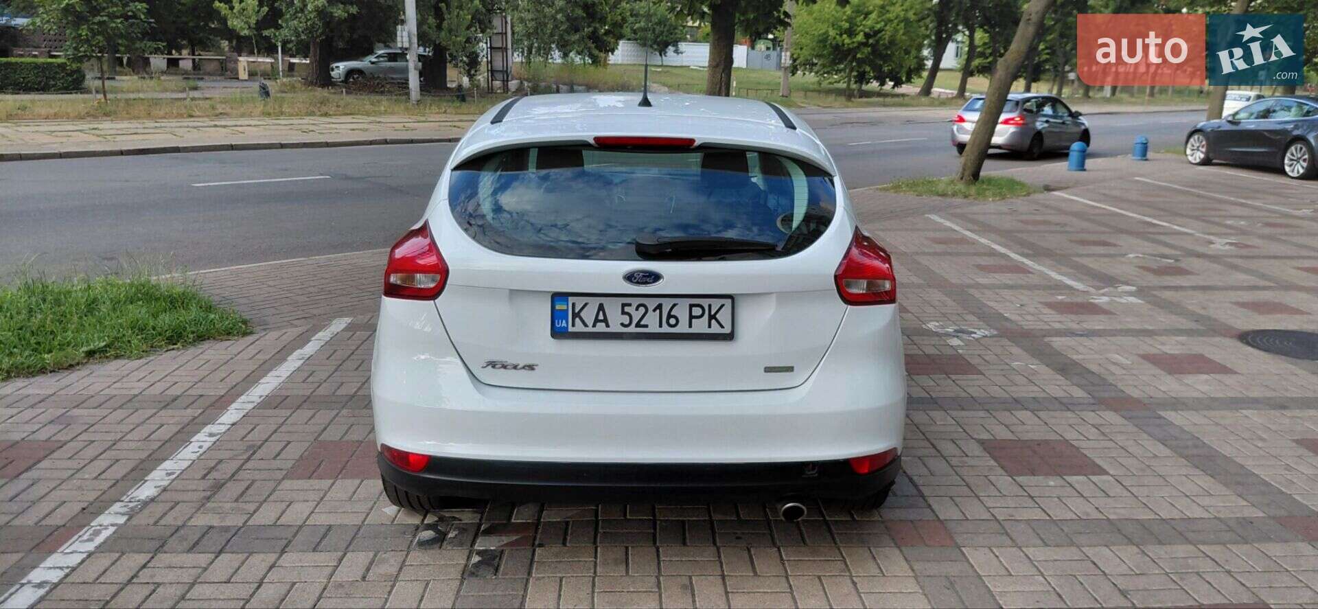 Ford Focus 2017 VIN WF0FCDKBXHLU40158 фото оголошення 8 з 12