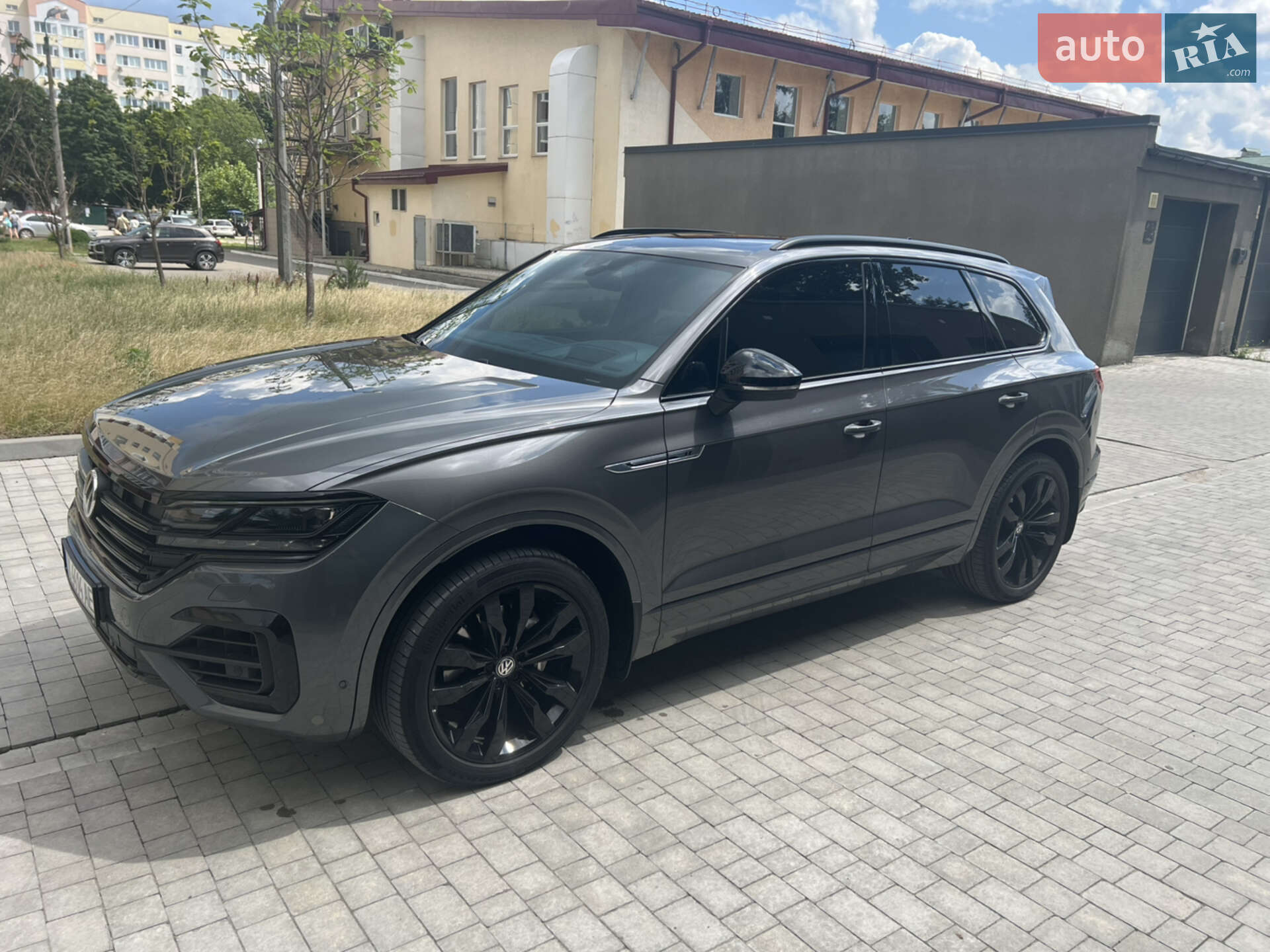 Volkswagen Touareg 2019 VIN WVGZZZCRZKD033753 фото оголошення 19 з 19